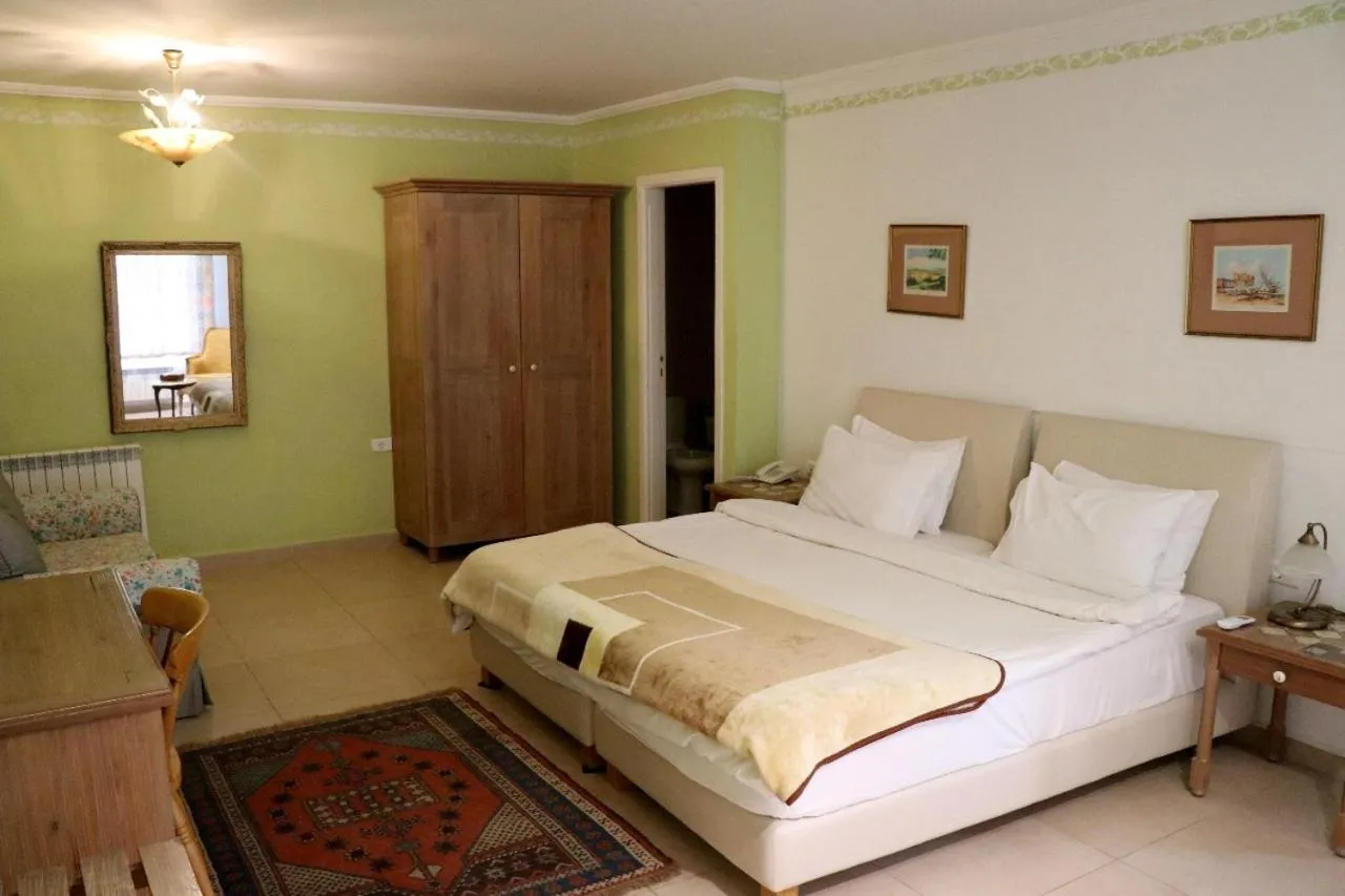 Bed in Deir Al Oumara
