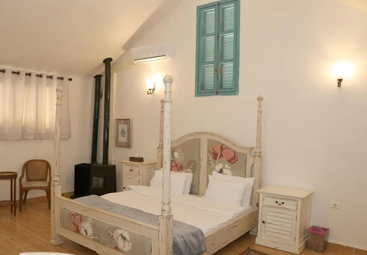 Bed in Deir Al Oumara