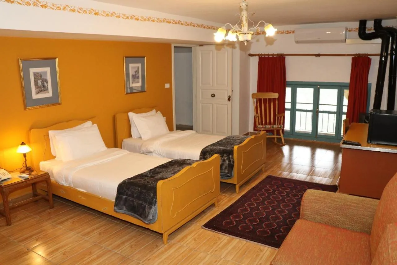 Bed in Deir Al Oumara
