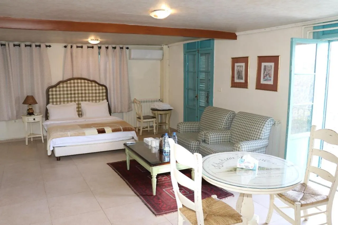 Bed in Deir Al Oumara