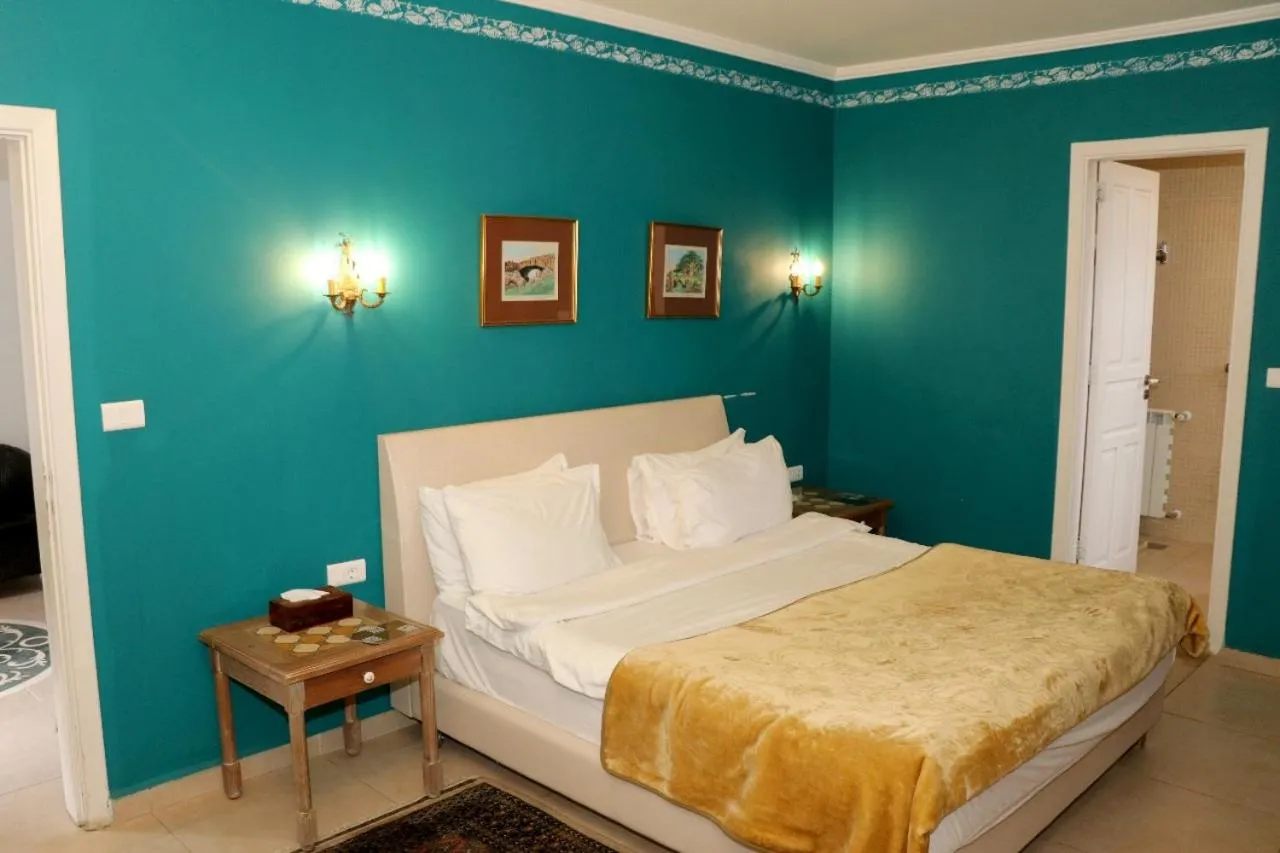 Bed in Deir Al Oumara