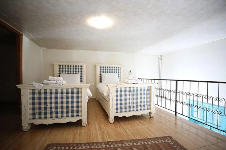 Bed in Deir Al Oumara
