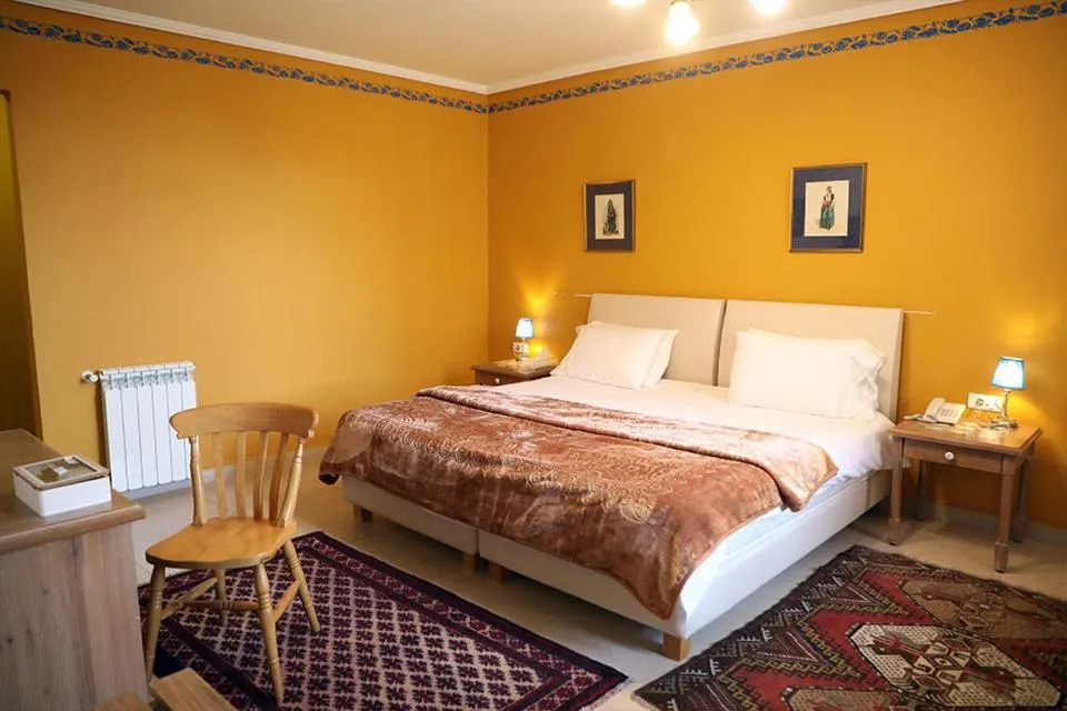 Bed in Deir Al Oumara