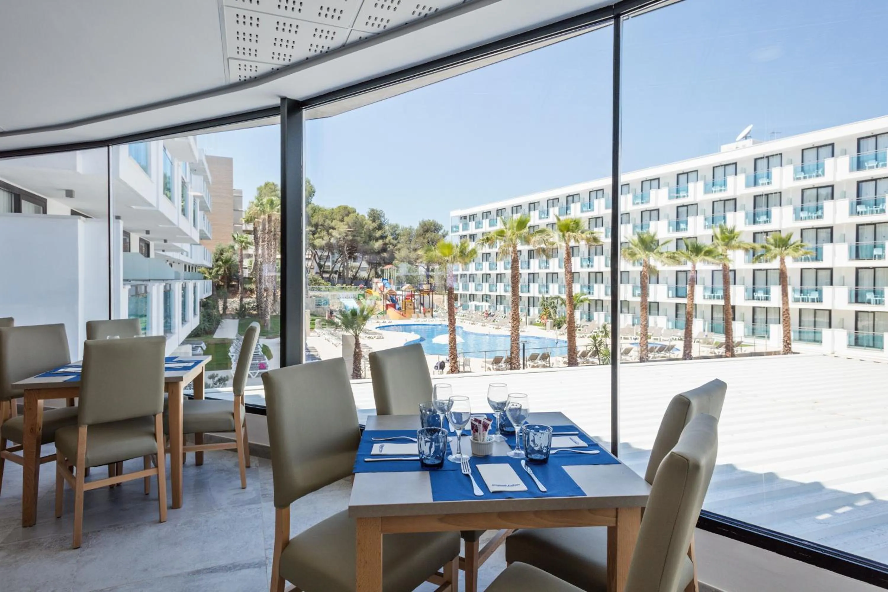 Restaurant/places to eat in Hotel Best Sol D´Or