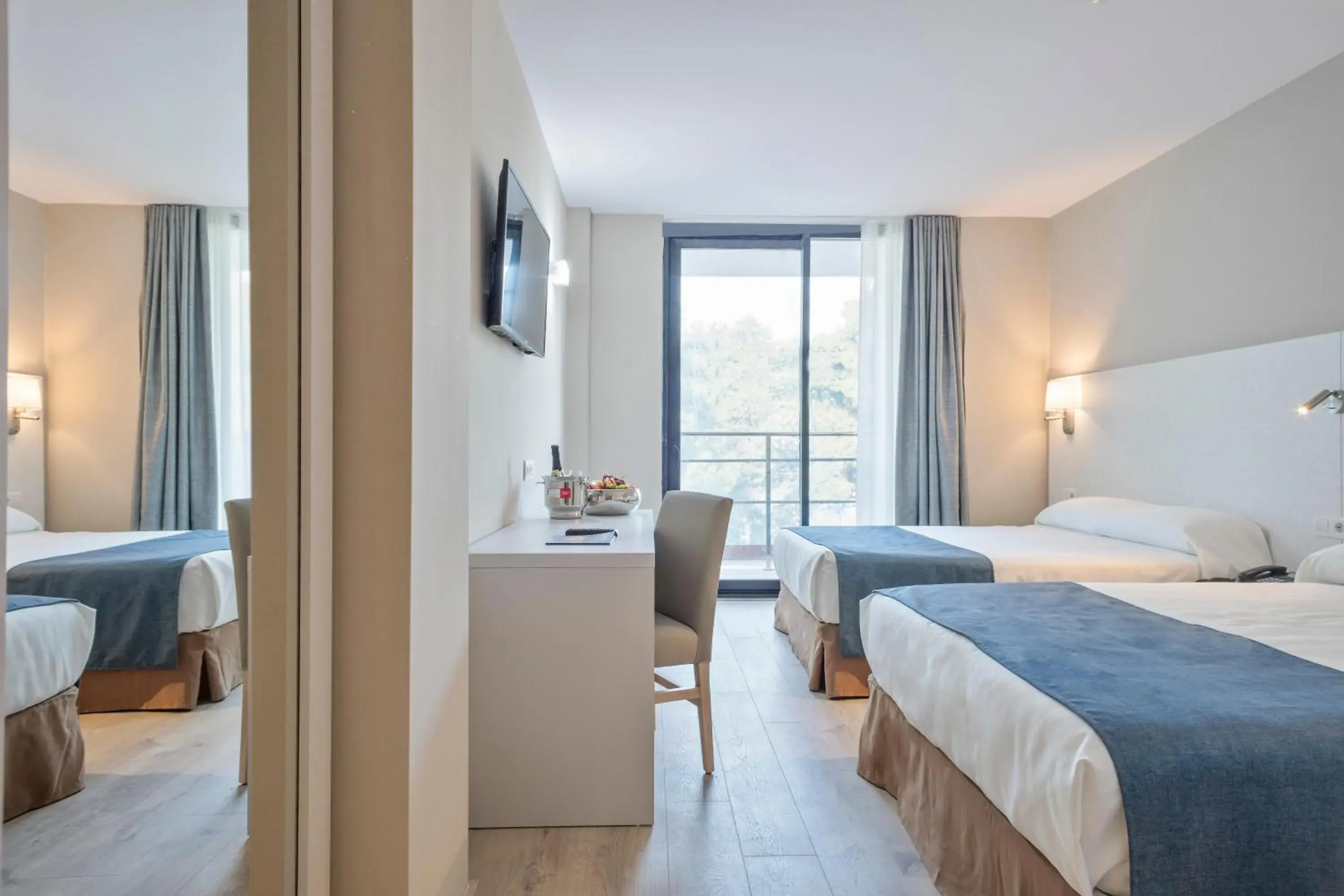 Photo of the whole room, Bed in Hotel Best Sol D´Or Photo of the whole room, Bed in Hotel Best Sol D´Or