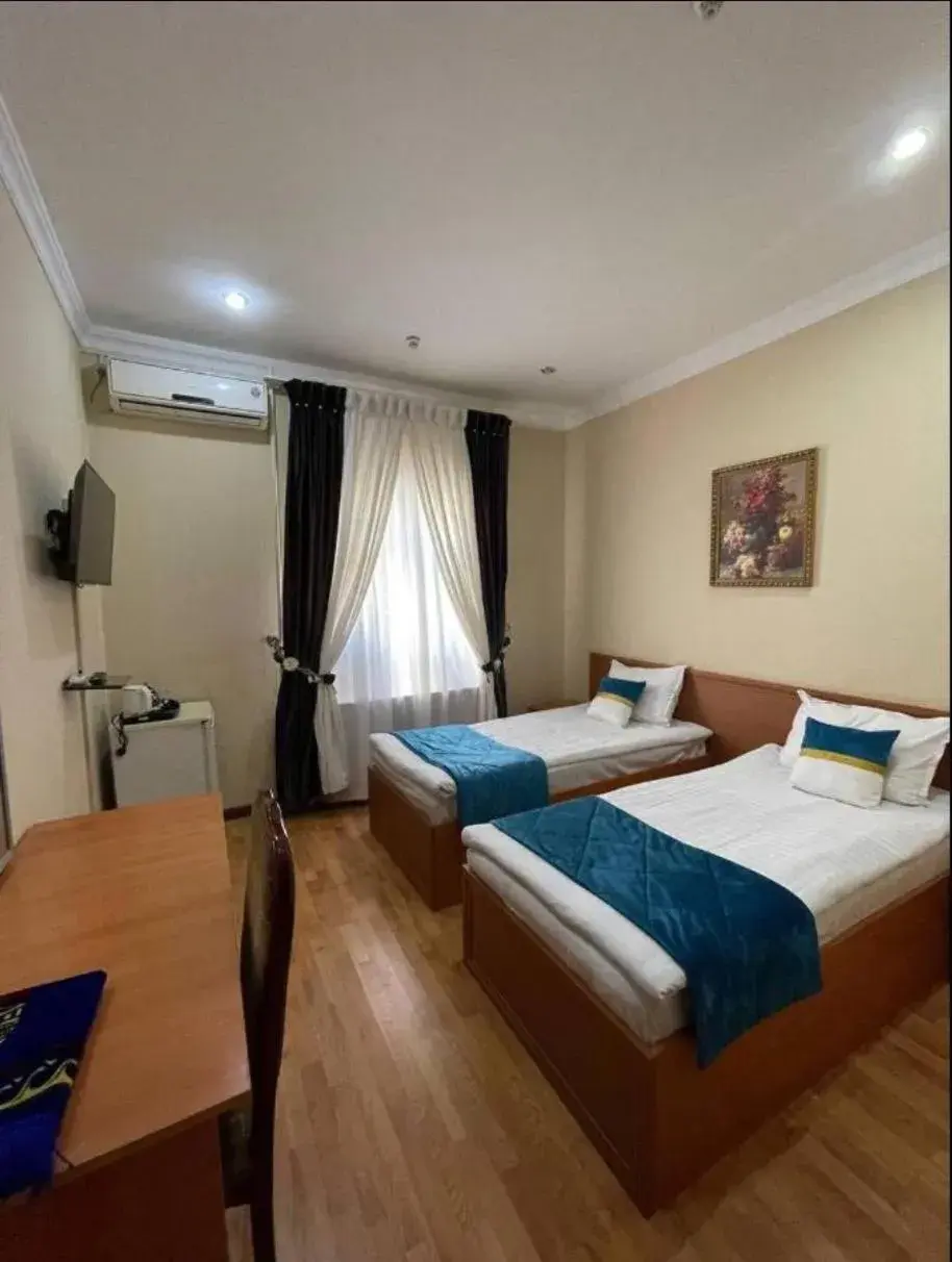 Twin Room with Private Bathroom - single occupancy in Marvarid Hotel Twin Room with Private Bathroom - single occupancy in Marvarid Hotel