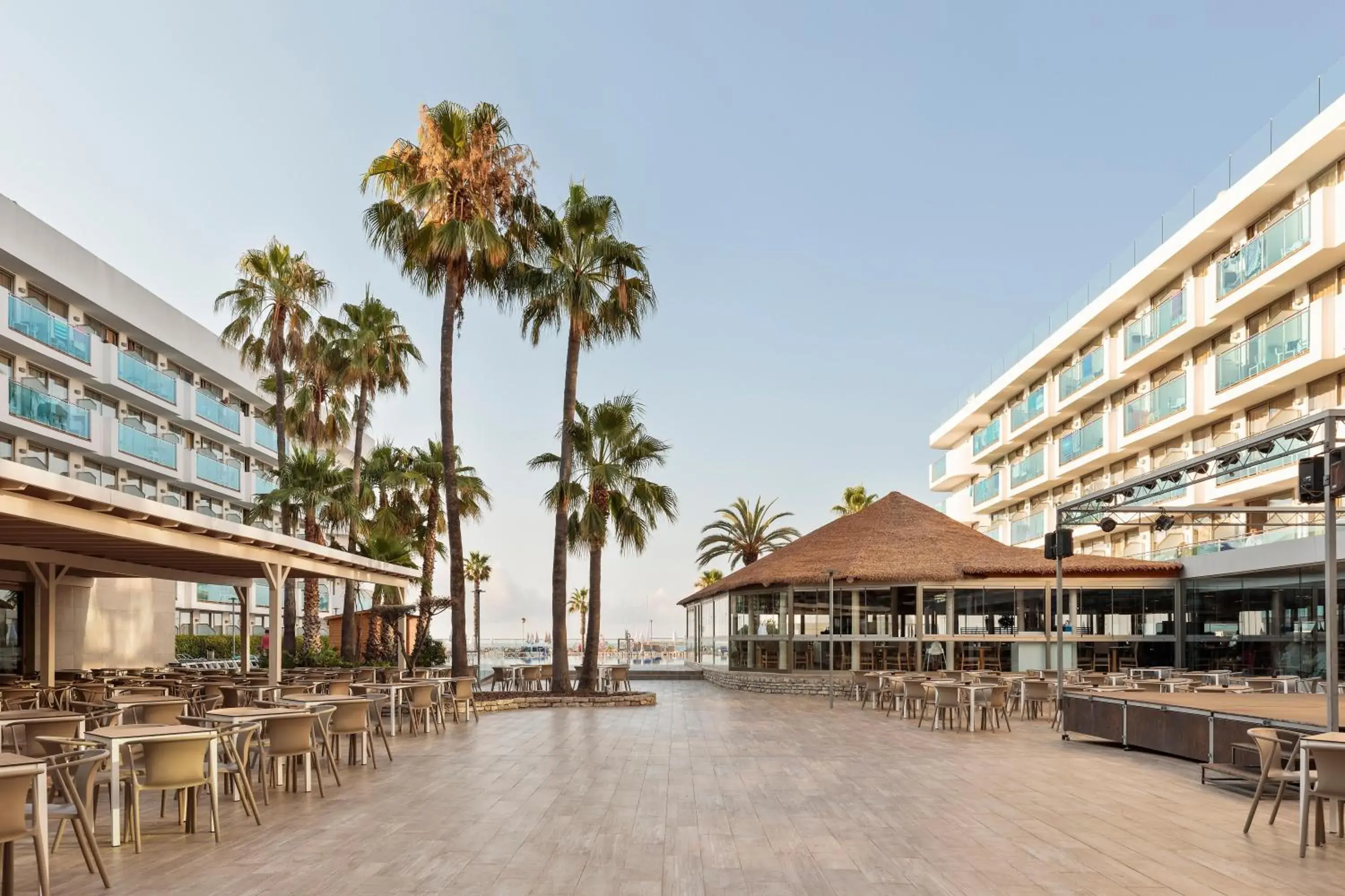 Property building in Hotel Best Maritim Property building in Hotel Best Maritim