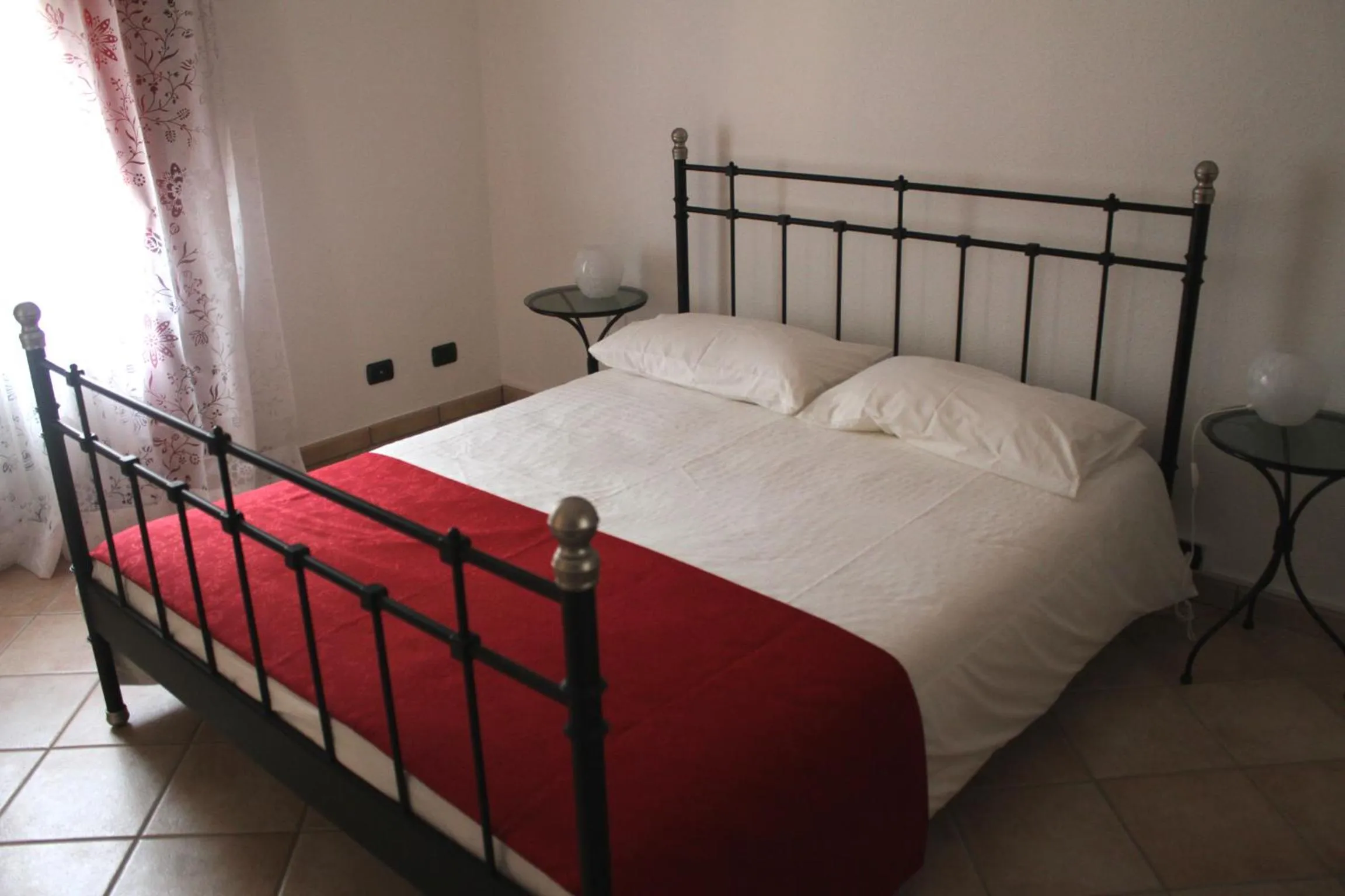 Bed in B&B Bricco Fiore