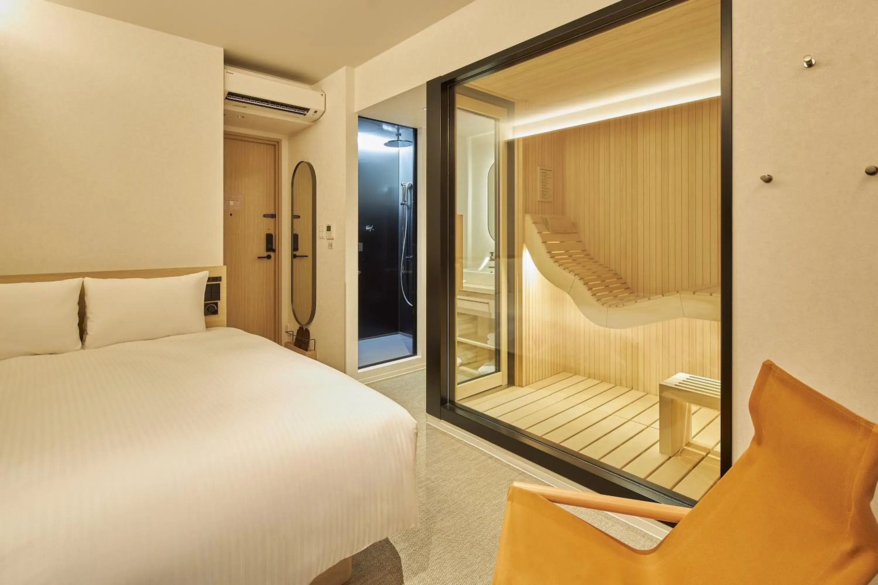 Photo of the whole room, Bed in FAV LUX Kagoshima Tenmonkan Photo of the whole room, Bed in FAV LUX Kagoshima Tenmonkan