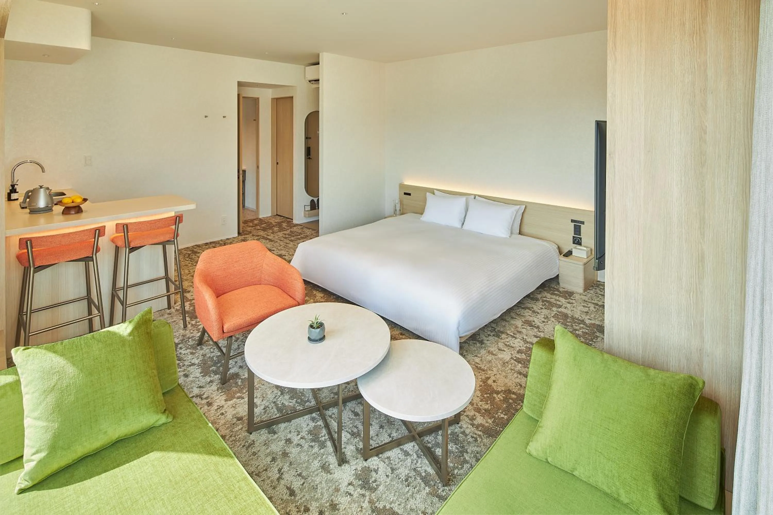 Photo of the whole room, Bed in FAV LUX Kagoshima Tenmonkan