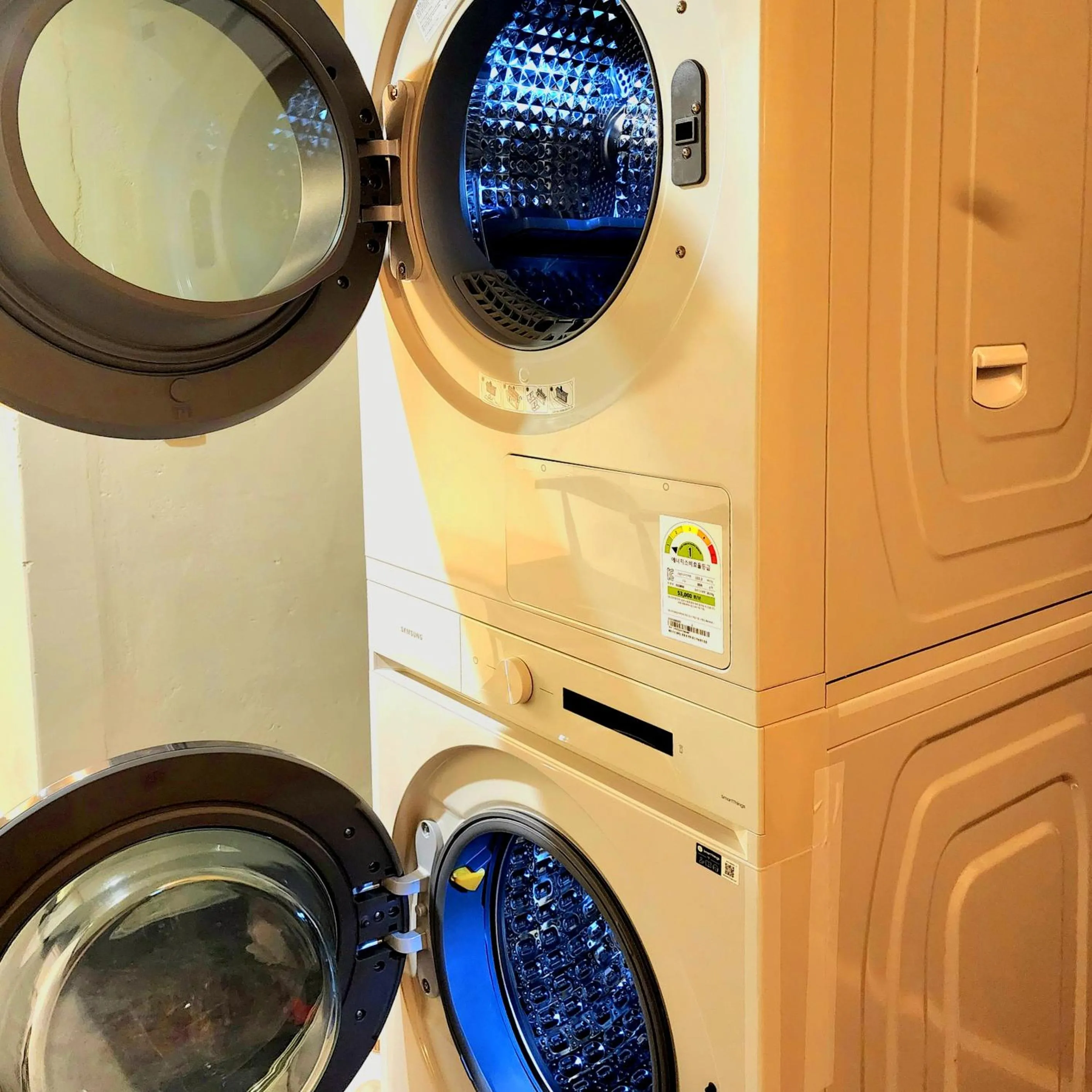 washing machine in Gaga House Chungmu