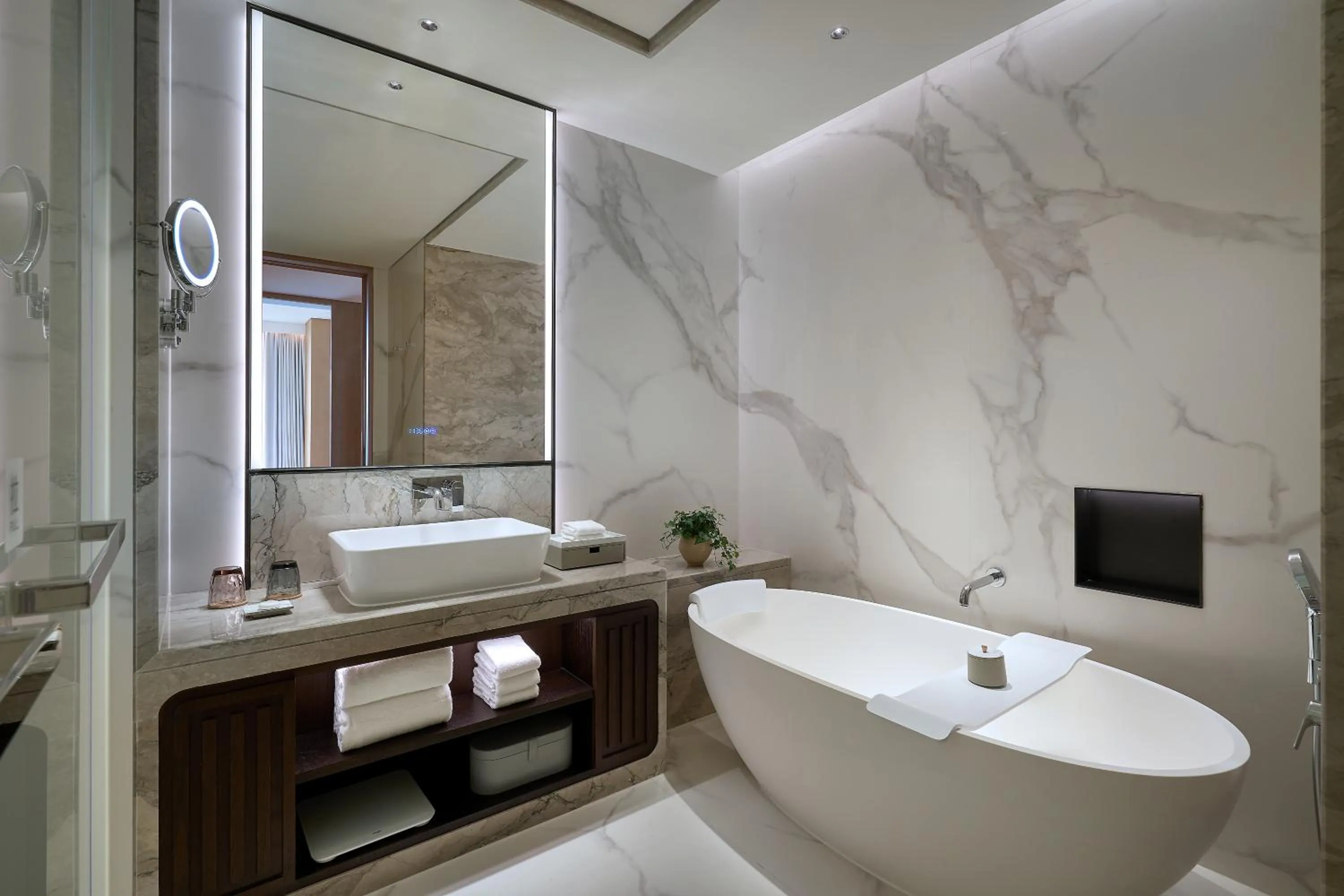 Bath in Grand Ocean View Hotel Zhuhai