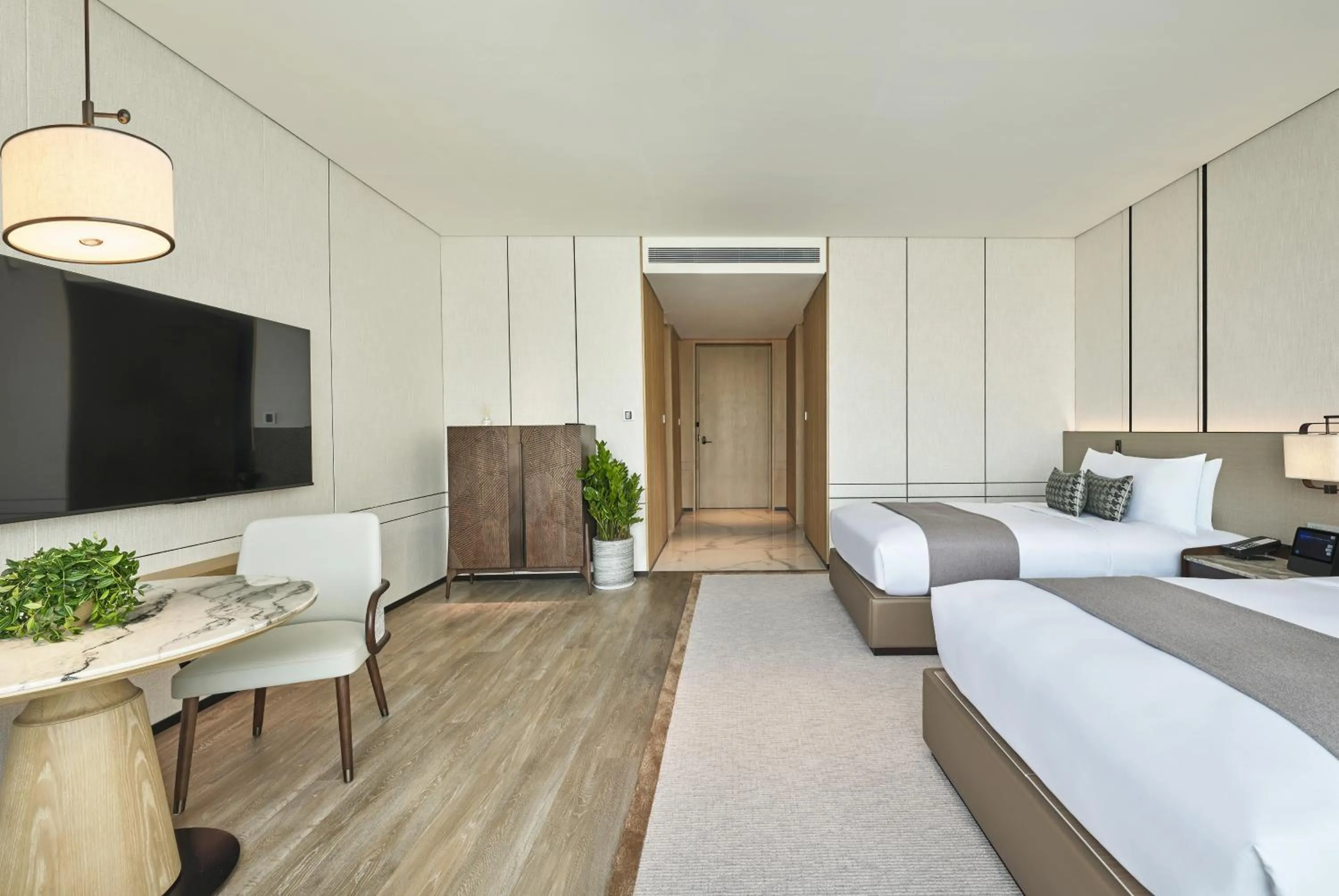 Bedroom, Bed in Grand Ocean View Hotel Zhuhai