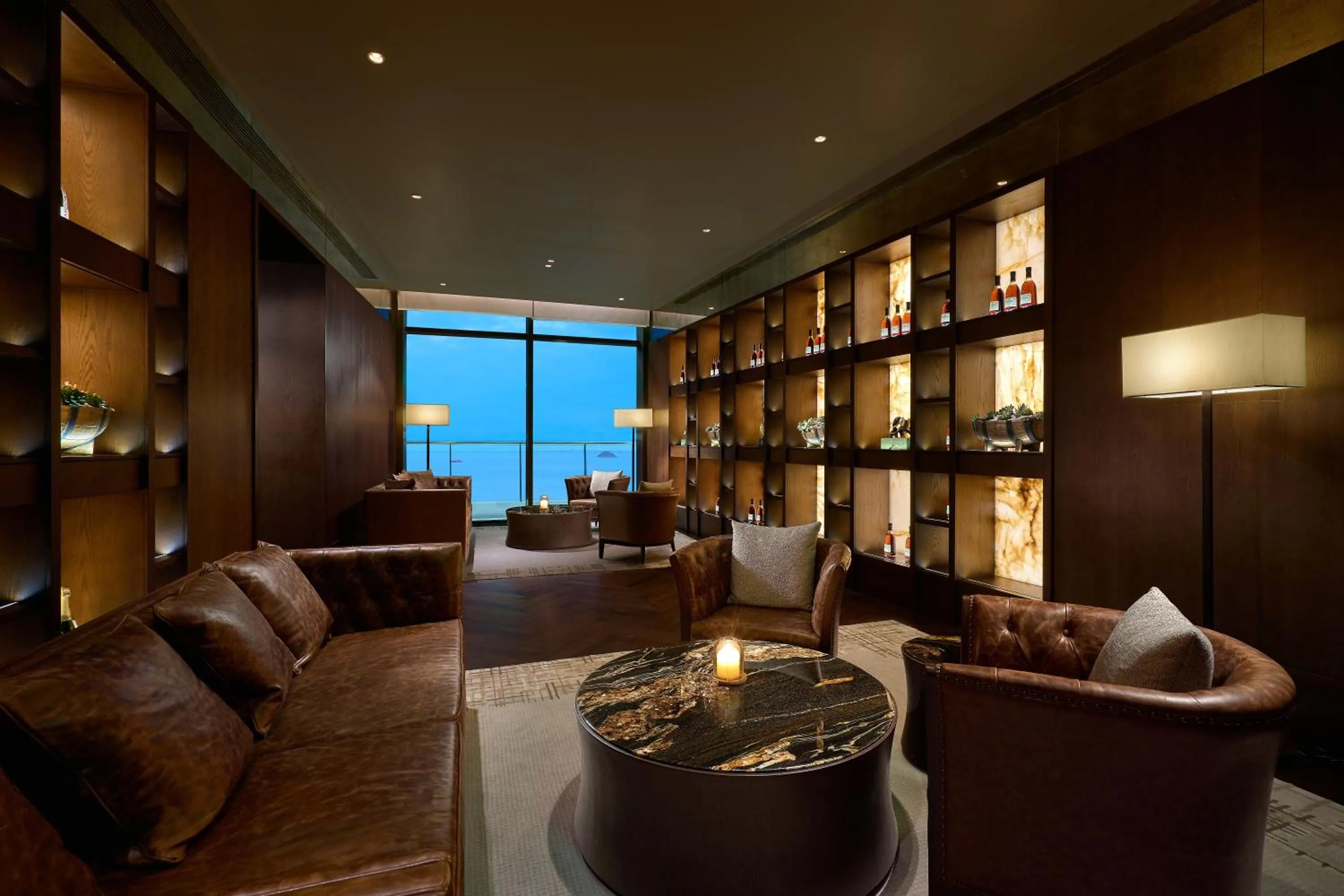 Lounge or bar in Grand Ocean View Hotel Zhuhai