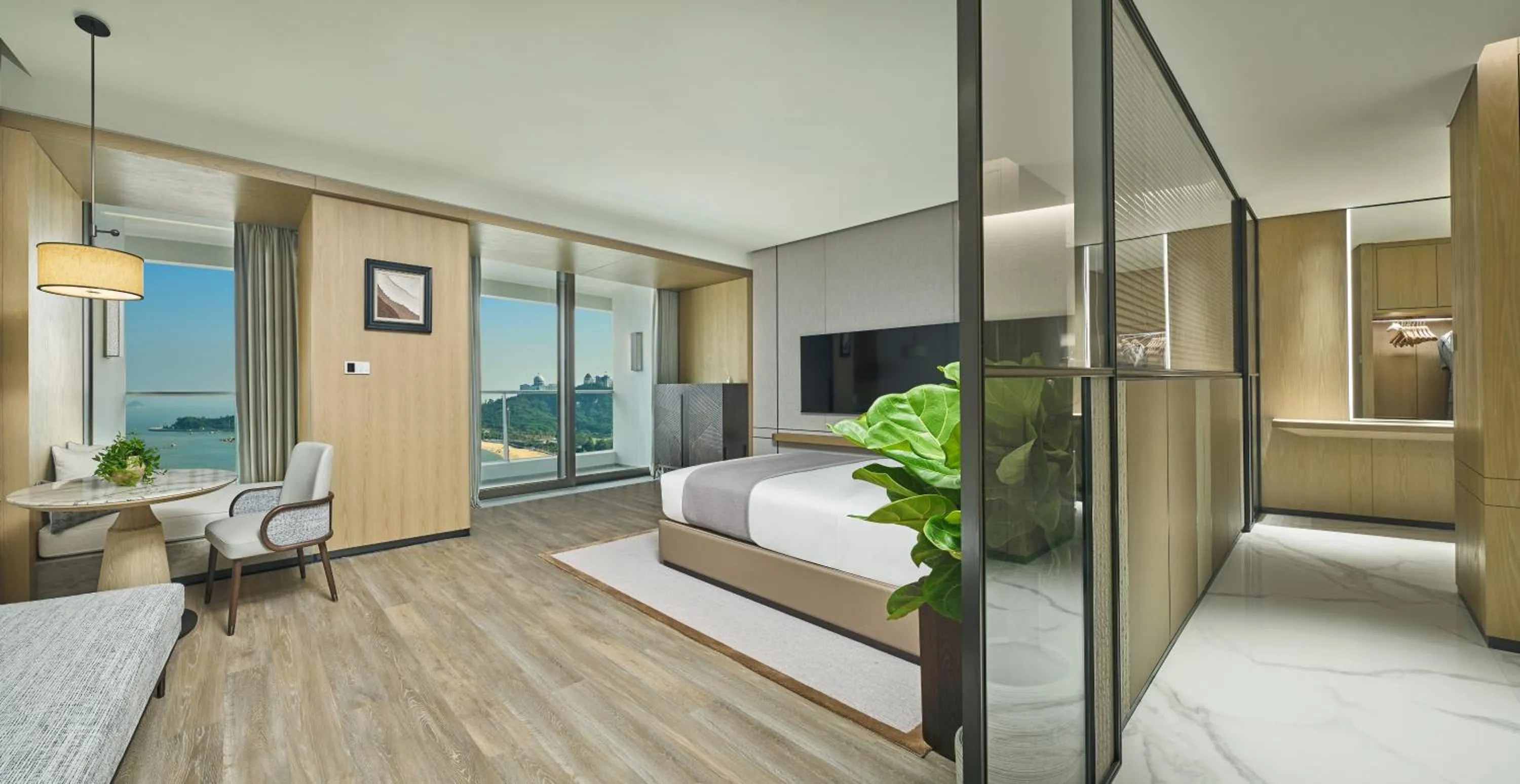 Bedroom, Bed in Grand Ocean View Hotel Zhuhai