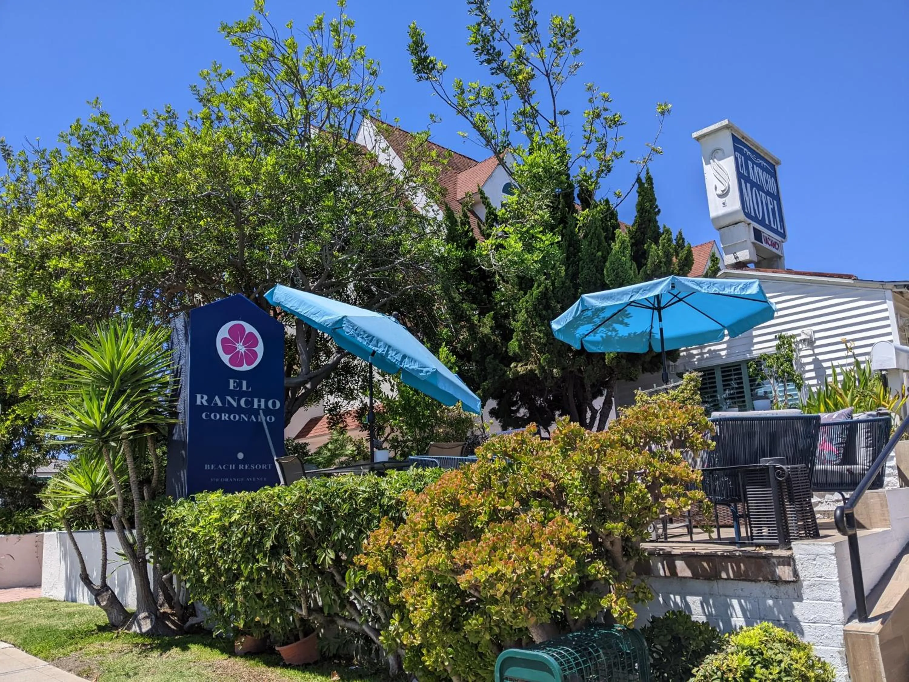 Property building in El Rancho Motel