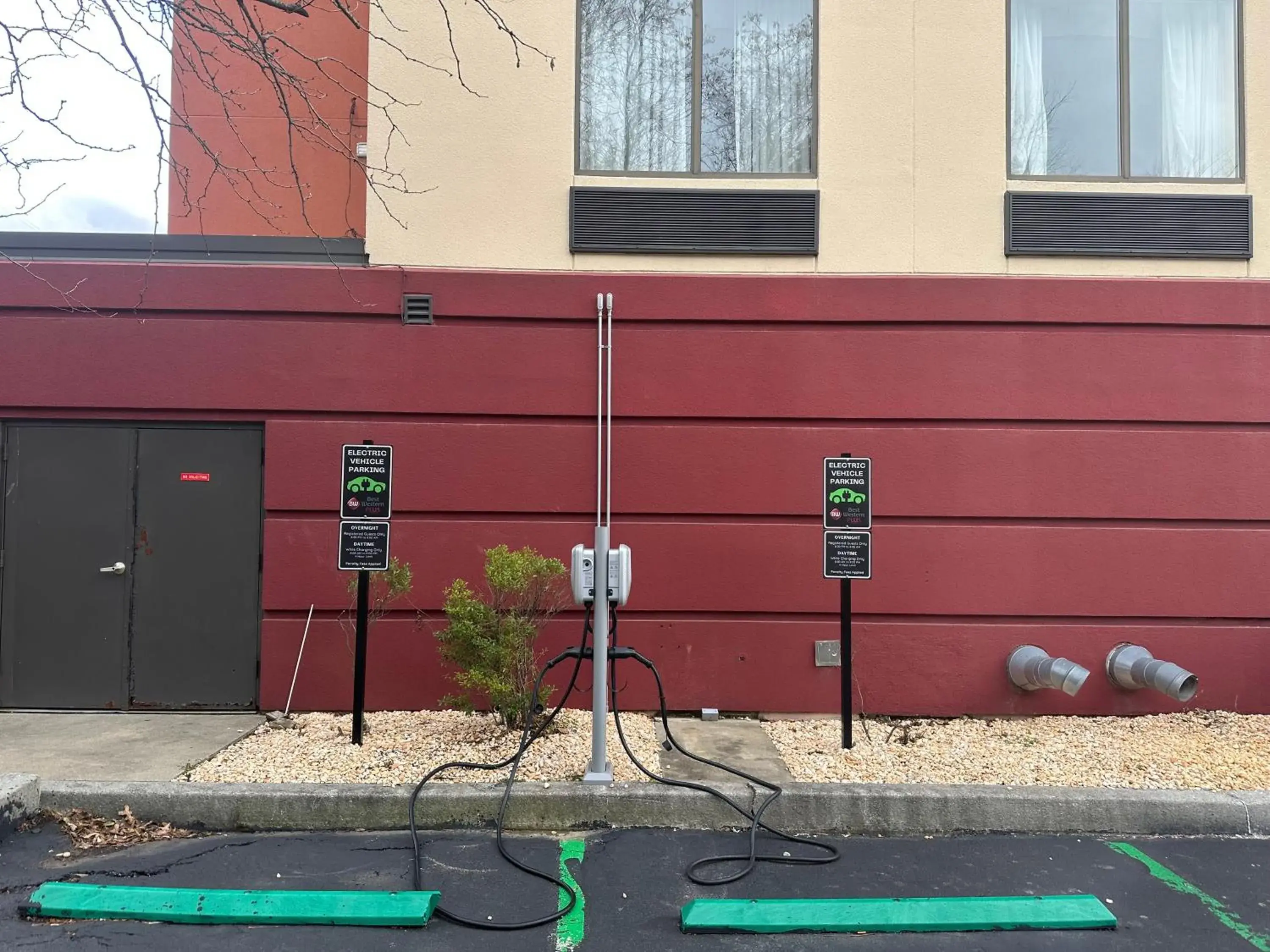 Property building in Wingate by Wyndham Harrisburg Near Hershey Property building in Wingate by Wyndham Harrisburg Near Hershey