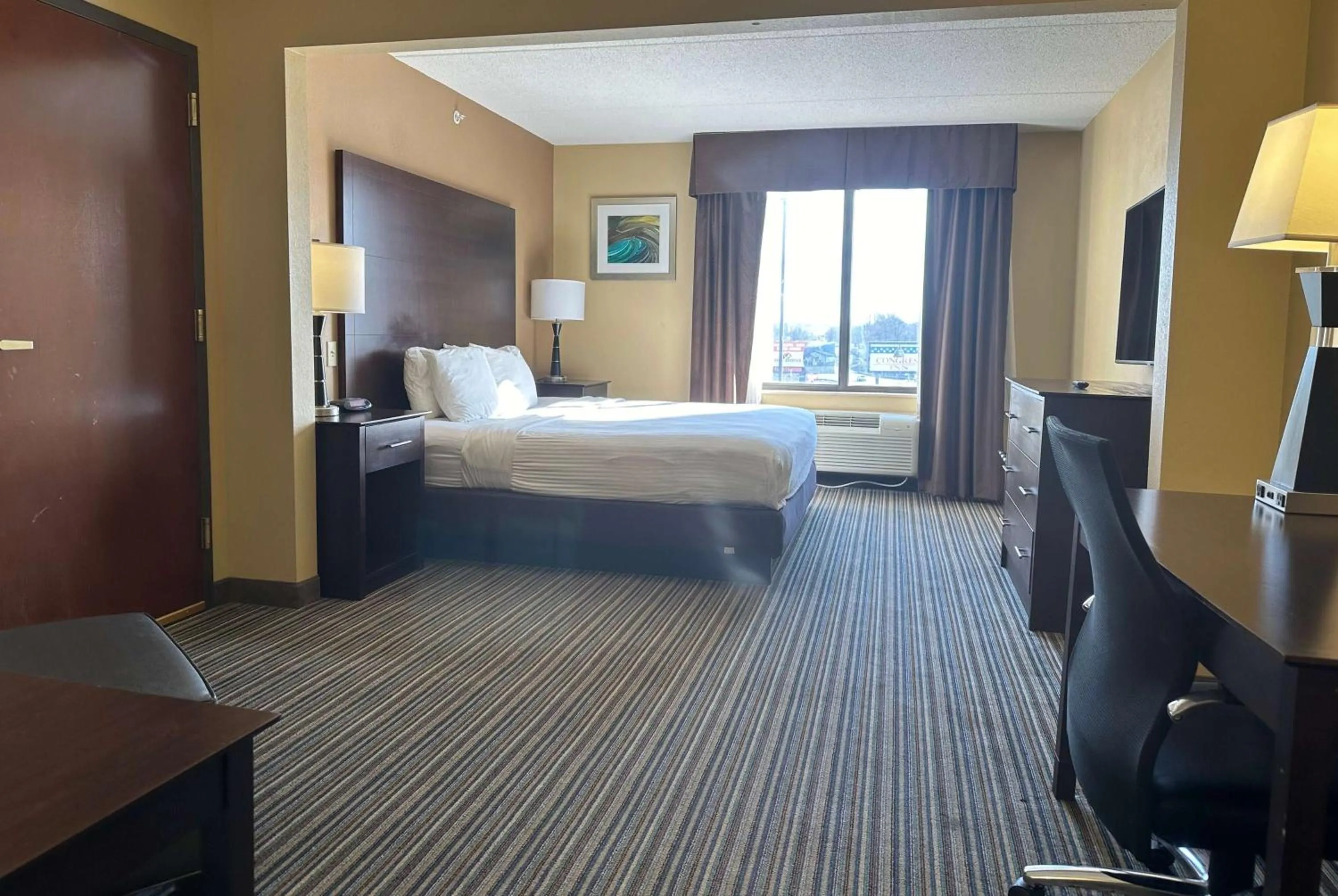 Photo of the whole room, Bed in Wingate by Wyndham Harrisburg Near Hershey