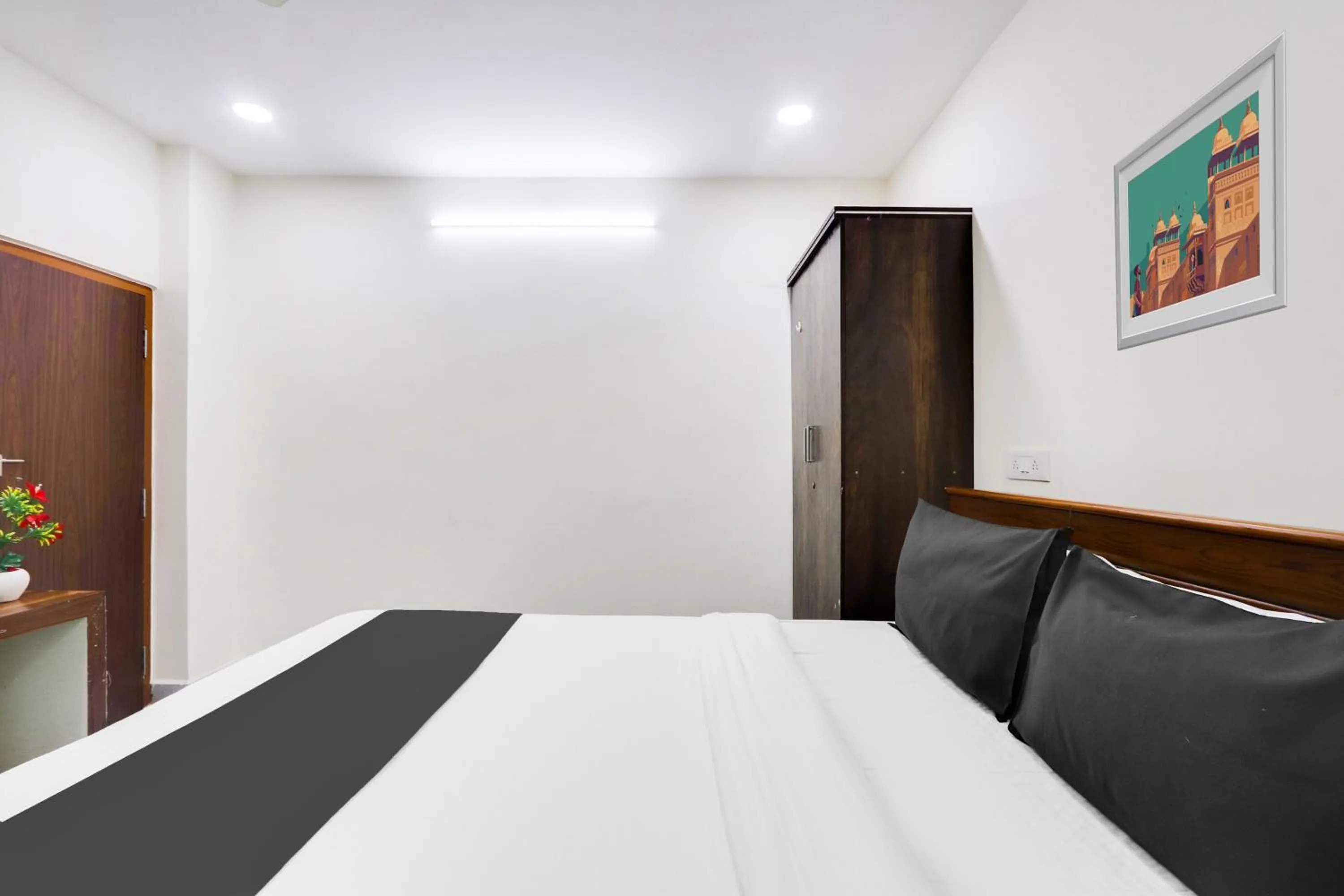 Bedroom, Bed in Hotel O Honey Rooms