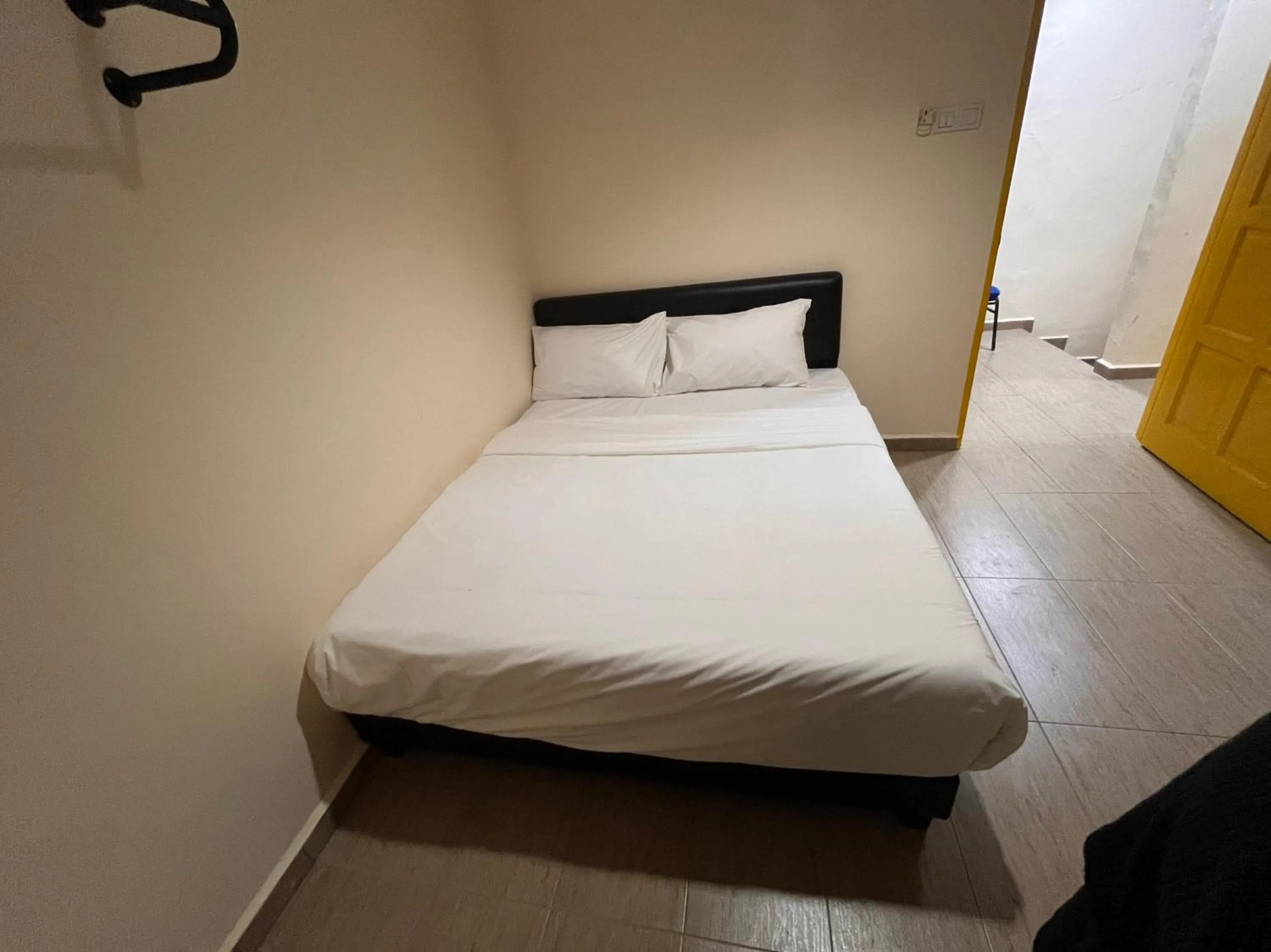 Bedroom in Hotel O Tampoi Sojourn