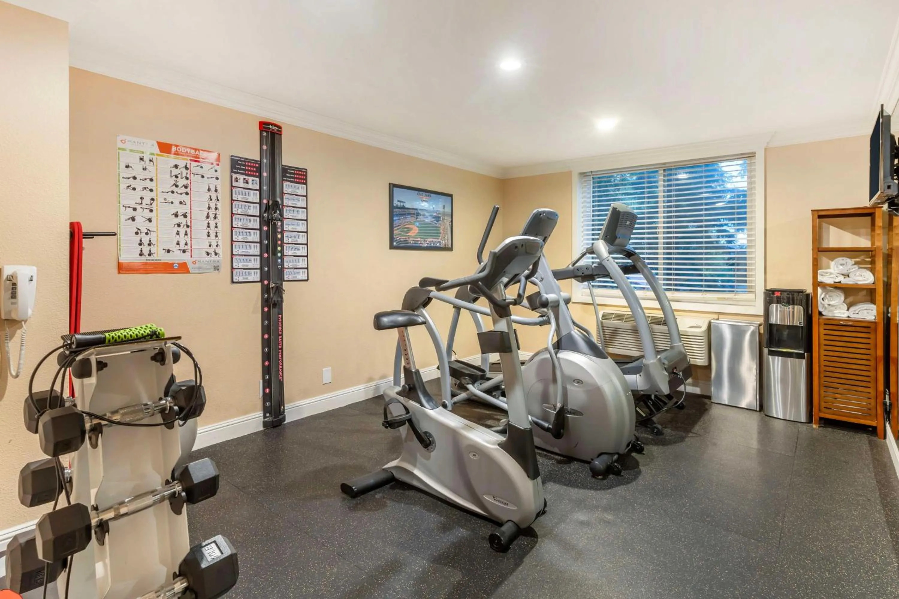 Fitness centre/facilities in Best Western Plus Airport Plaza