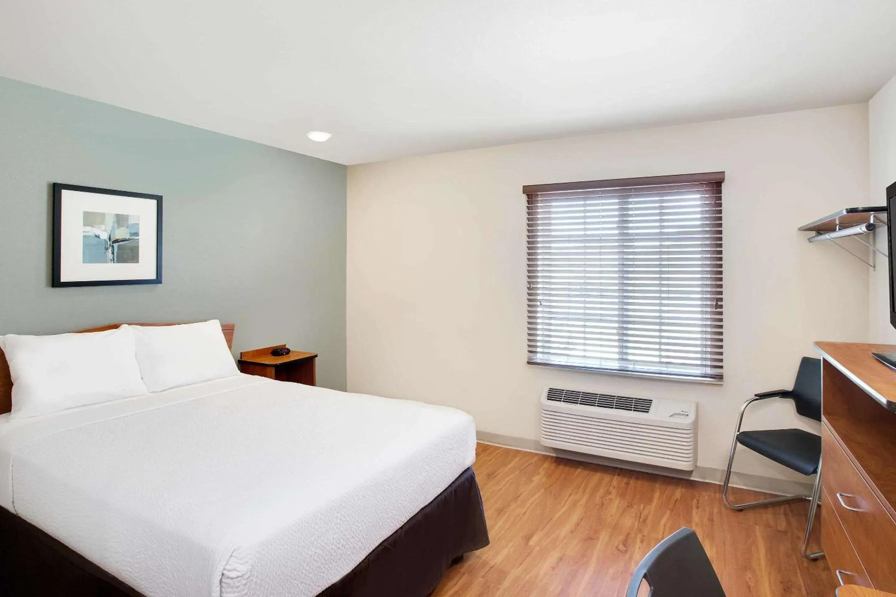 Standard Double Room - Accessible/Non-Smoking in WoodSpring Suites Lake Charles Standard Double Room - Accessible/Non-Smoking in WoodSpring Suites Lake Charles