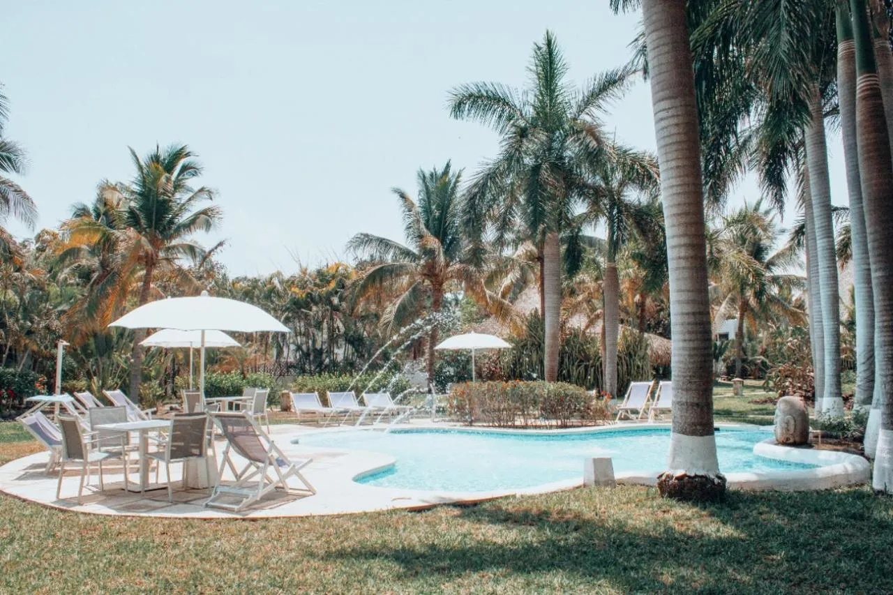 Dos Mundos Pacific Resort