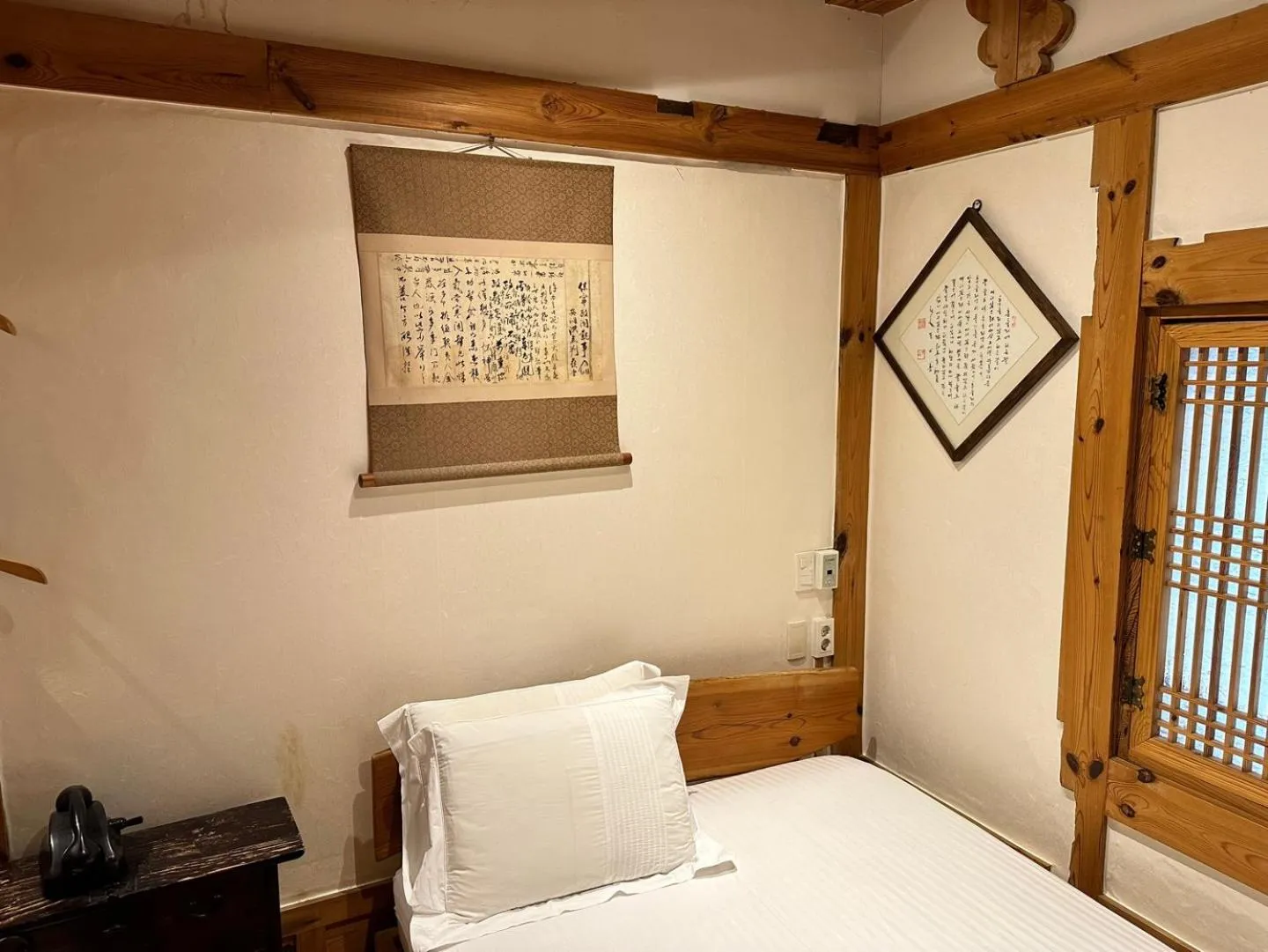 Bed in Arirang Hanok Stay