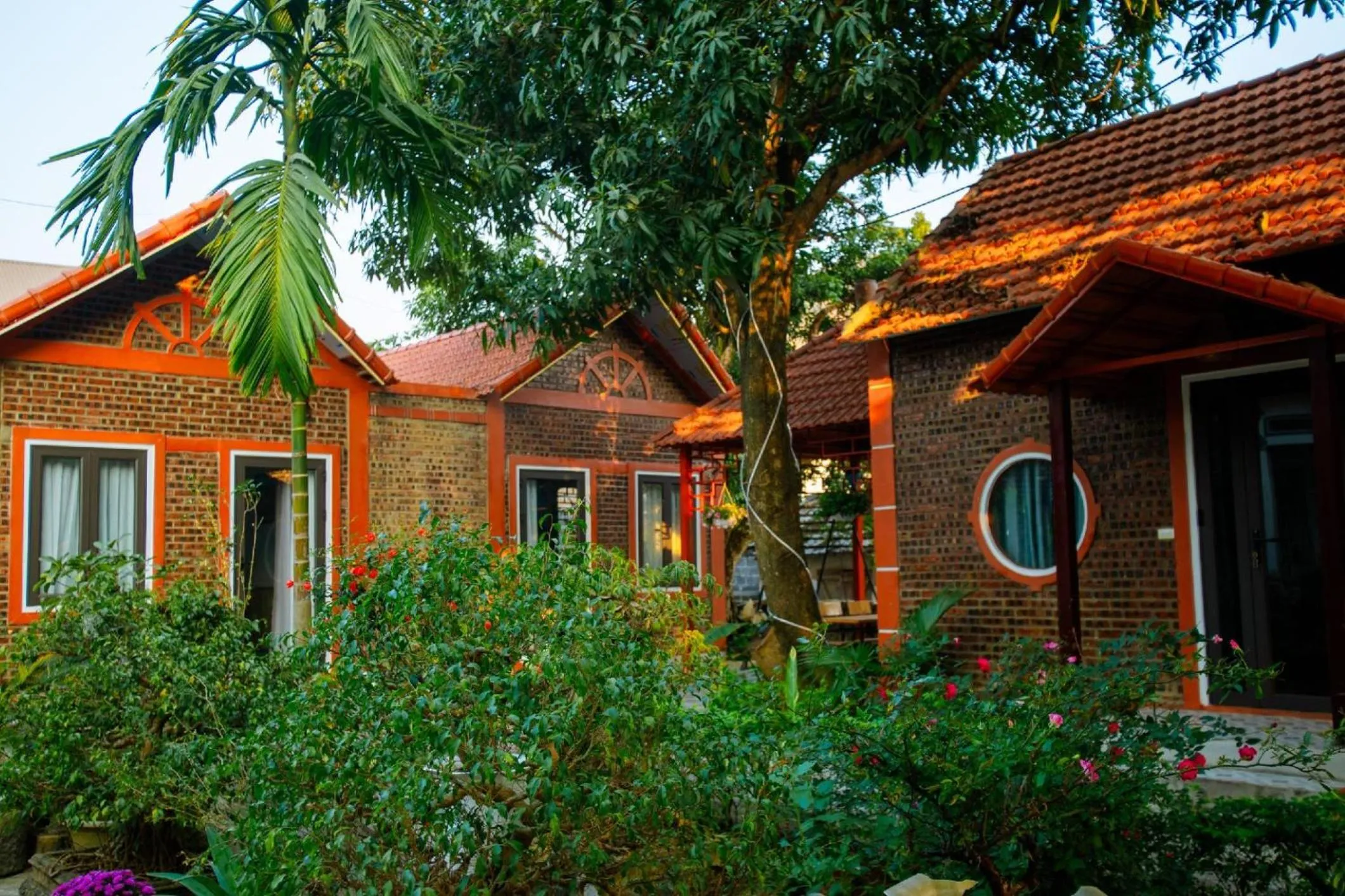 Inner courtyard view in Tam Coc Minh Quan Bungalow & Homestay
