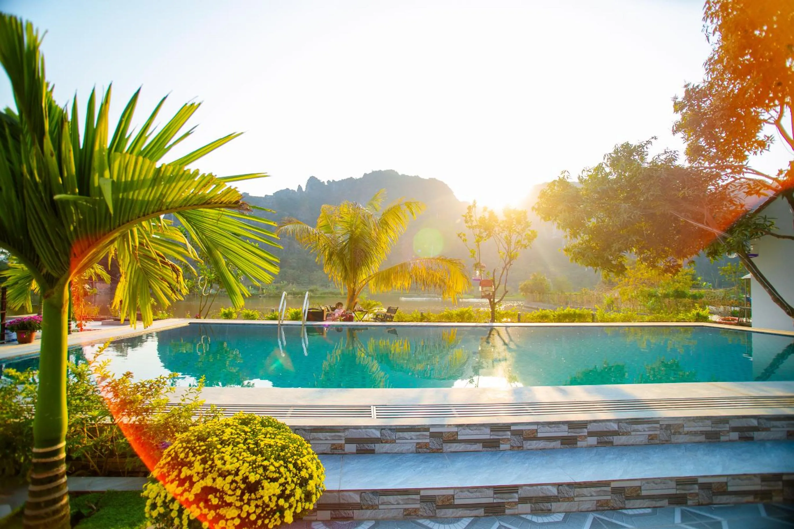 Swimming pool in Tam Coc Minh Quan Bungalow & Homestay