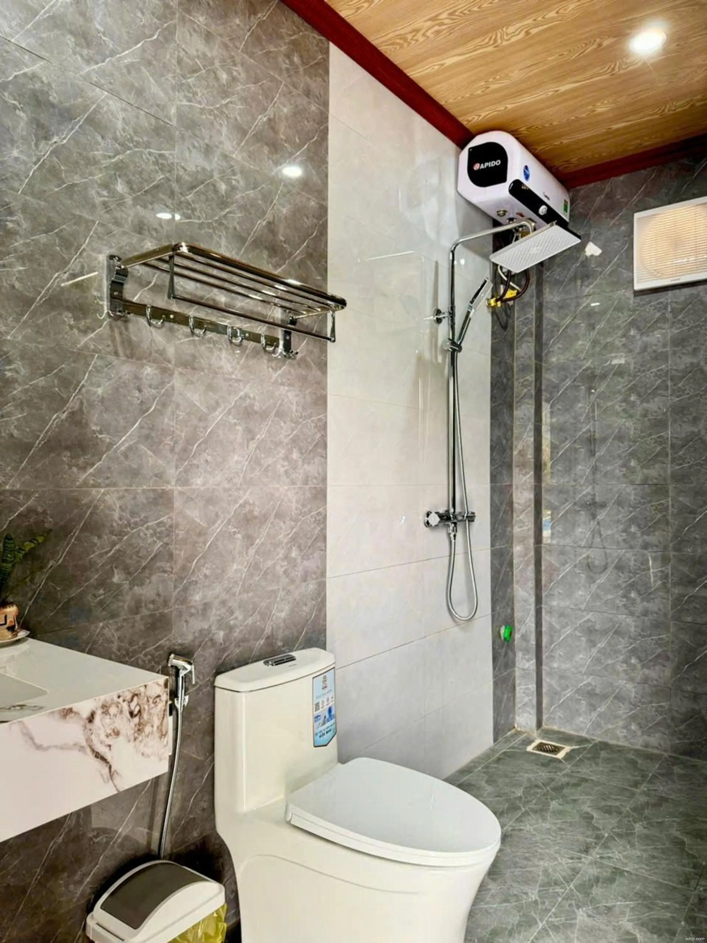 Shower in Tam Coc Minh Quan Bungalow & Homestay