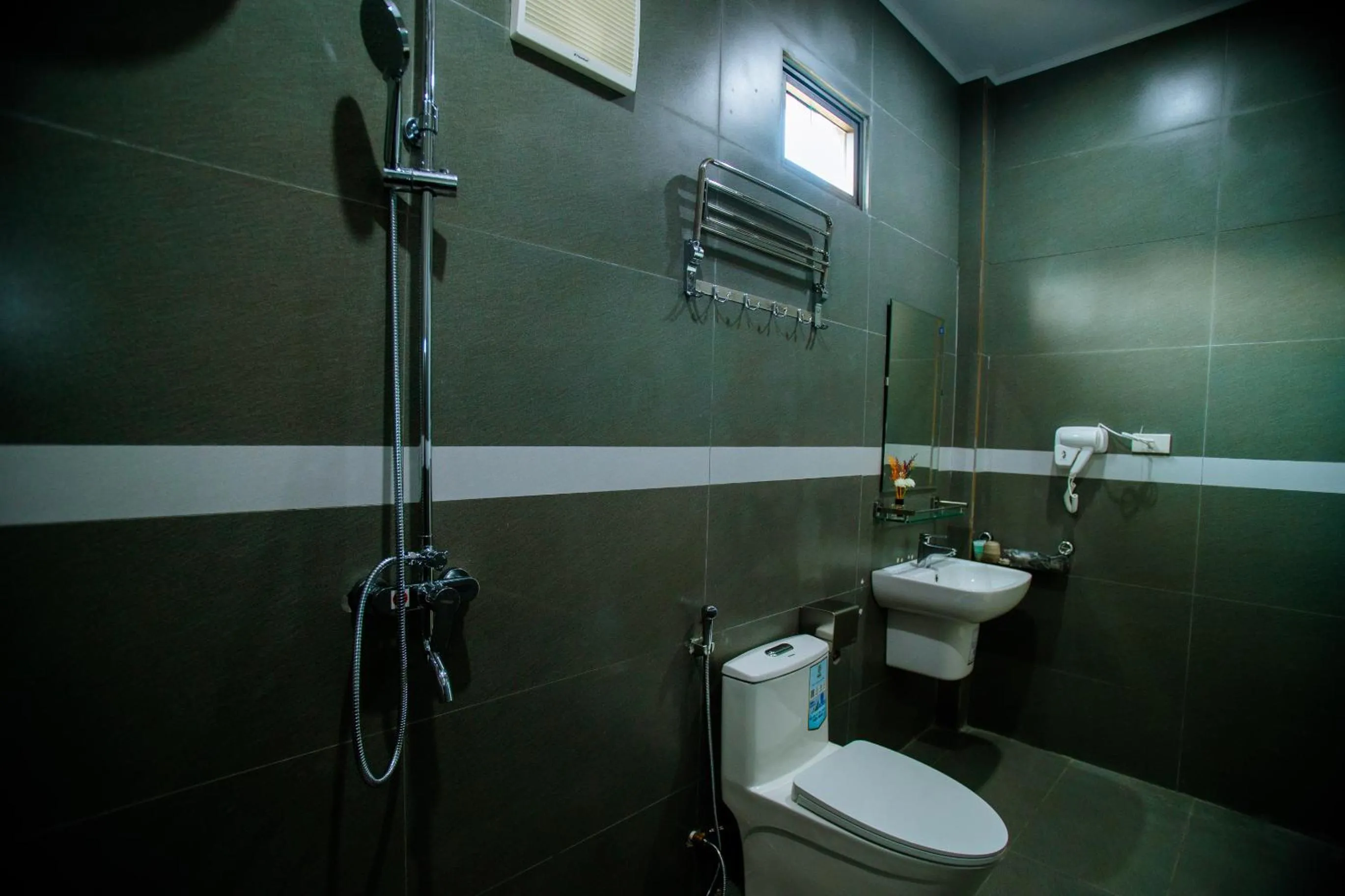 Shower in Tam Coc Minh Quan Bungalow & Homestay