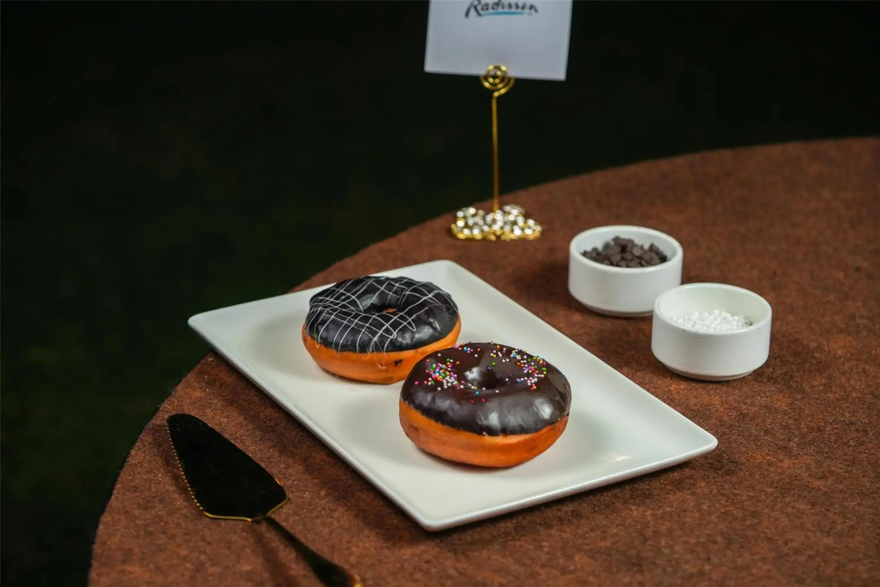 Food and drinks in Radisson Hotel Vrindavan Food and drinks in Radisson Hotel Vrindavan