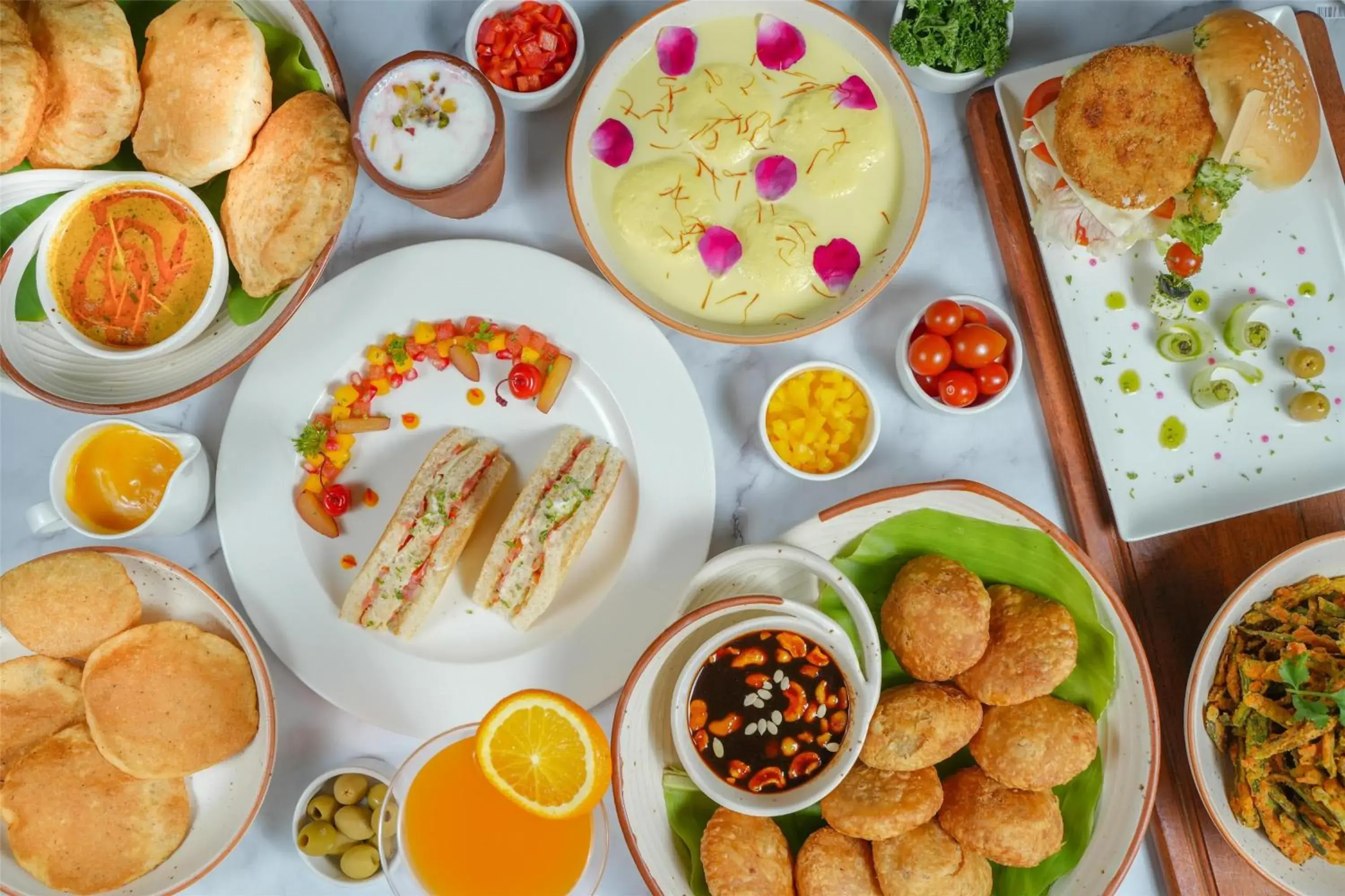 Food and drinks in Radisson Hotel Vrindavan Food and drinks in Radisson Hotel Vrindavan