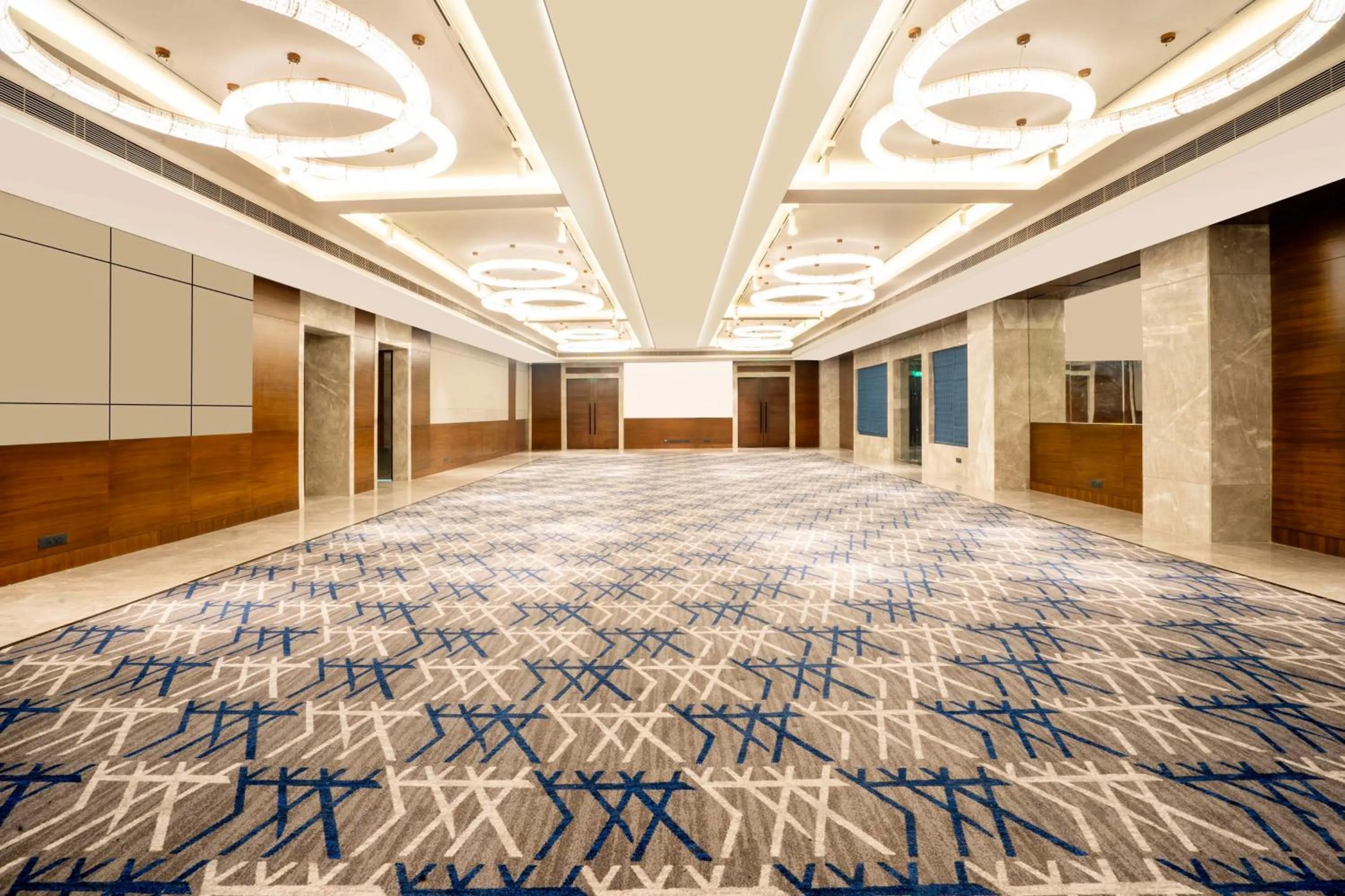 Meeting/conference room in Radisson Hotel Vrindavan