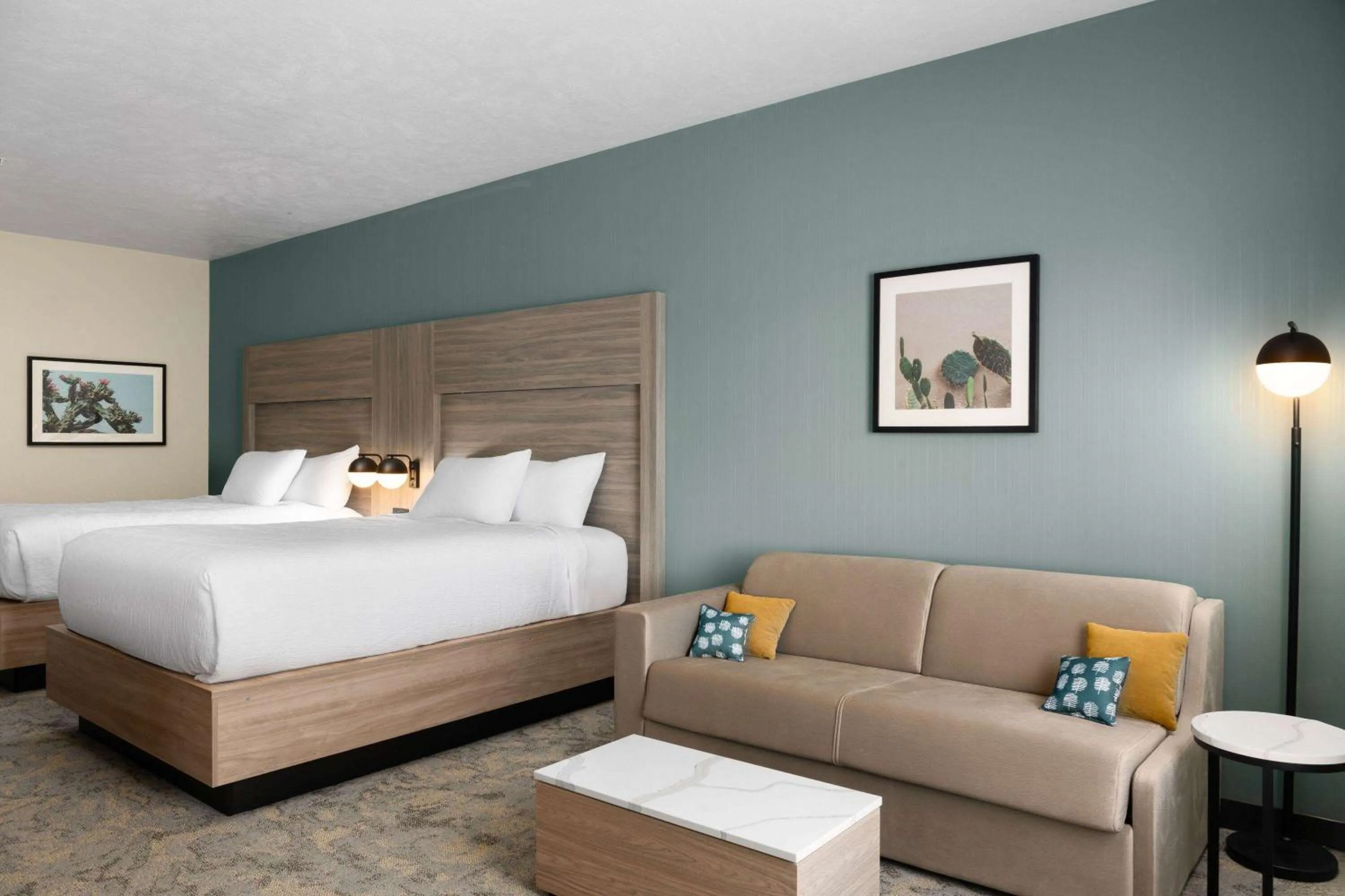 Photo of the whole room, Bed in Wingate by Wyndham Kingman