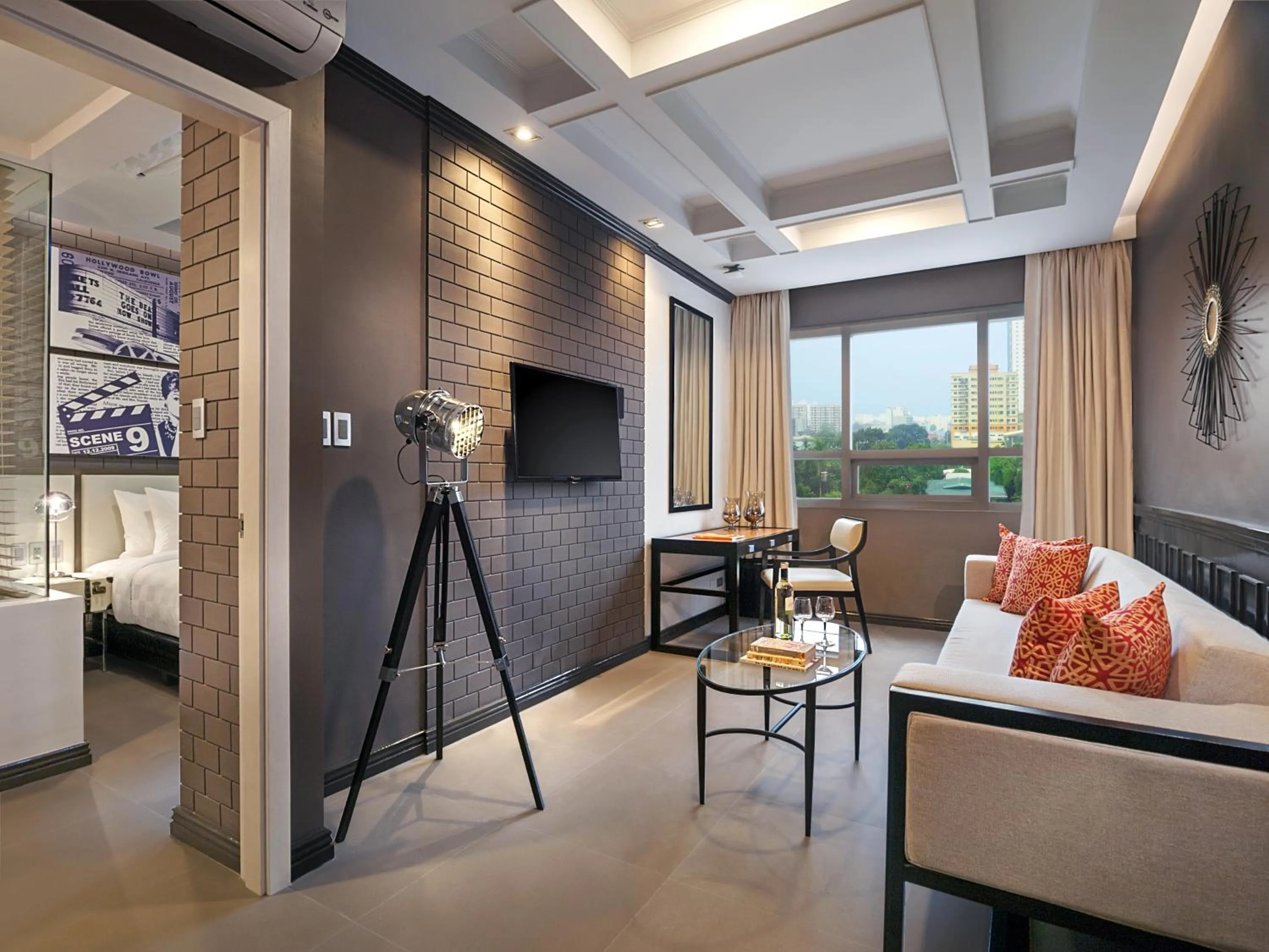 Living room in Summit Hotel Magnolia