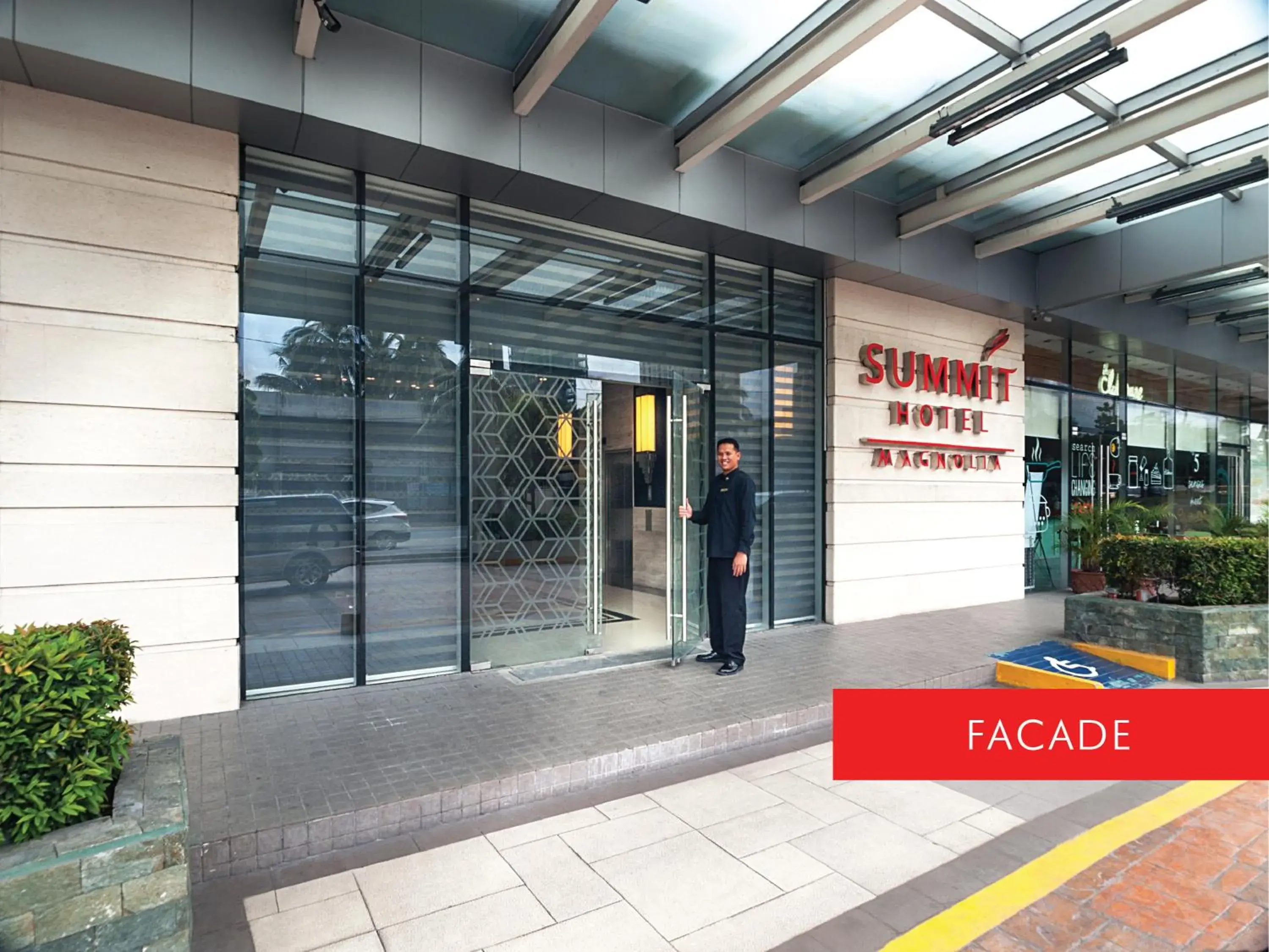 Facade/entrance in Summit Hotel Magnolia Facade/entrance in Summit Hotel Magnolia