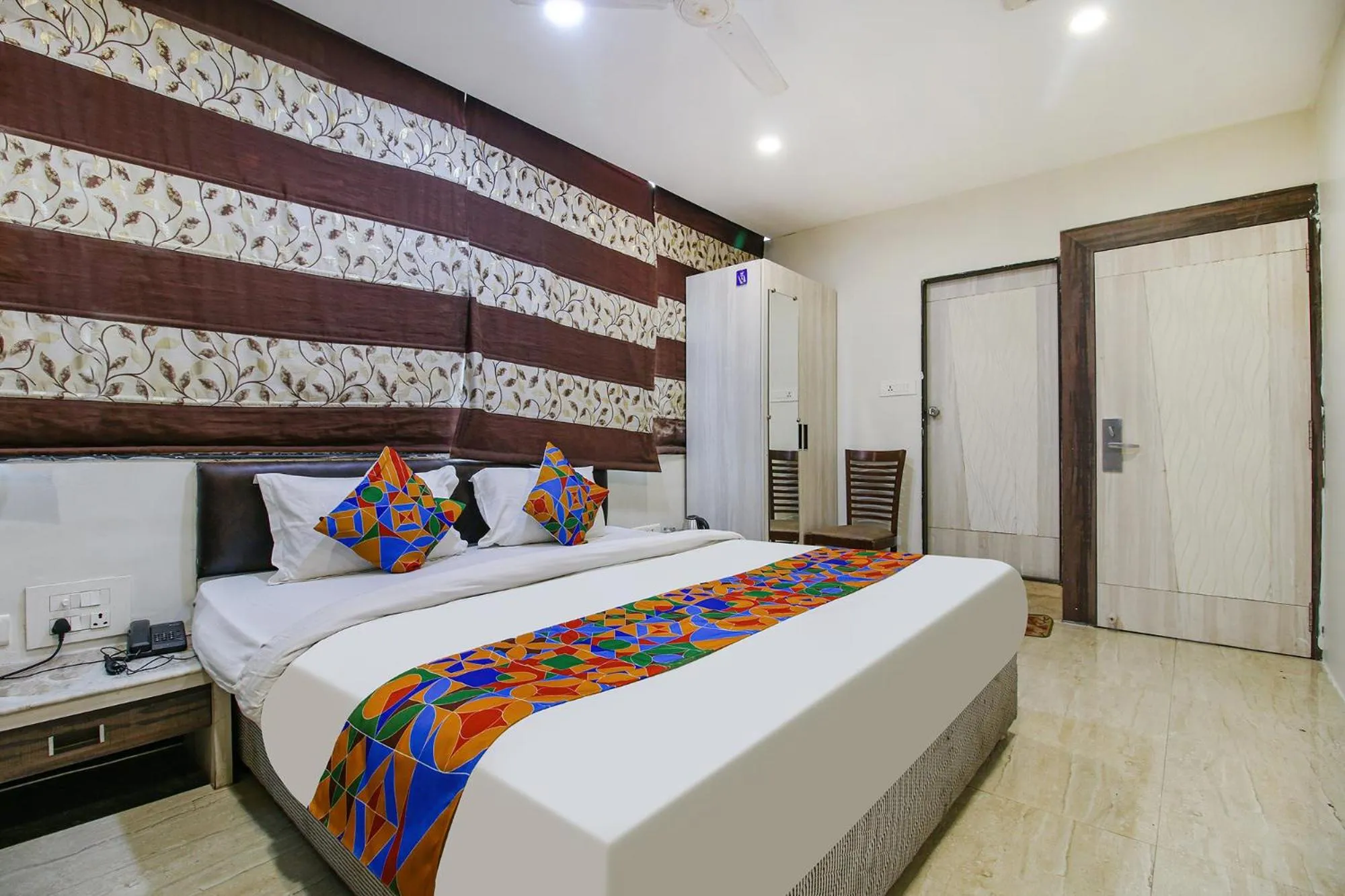 Bed in FabHotel Smriti Star