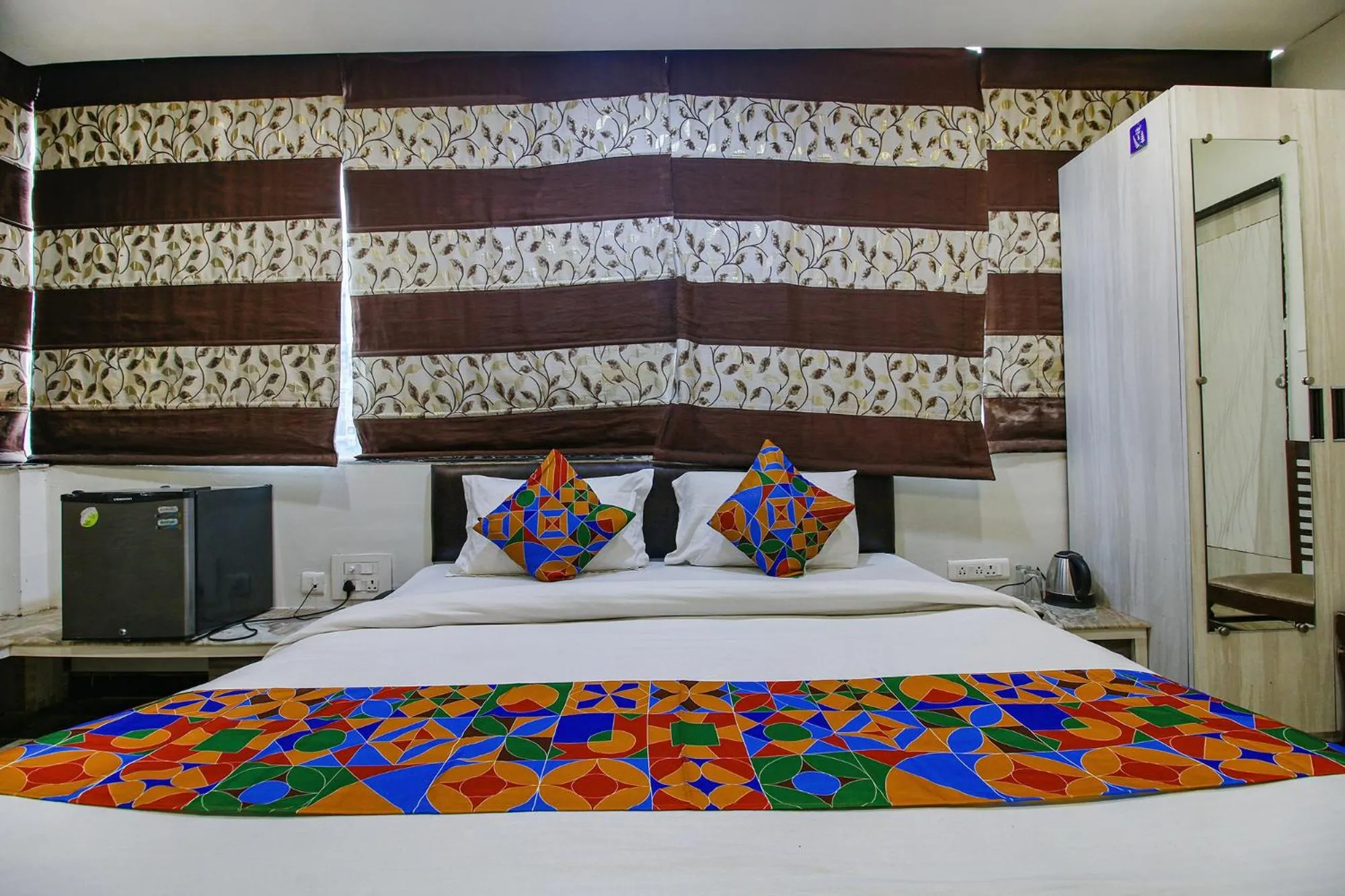 Bed in FabHotel Smriti Star