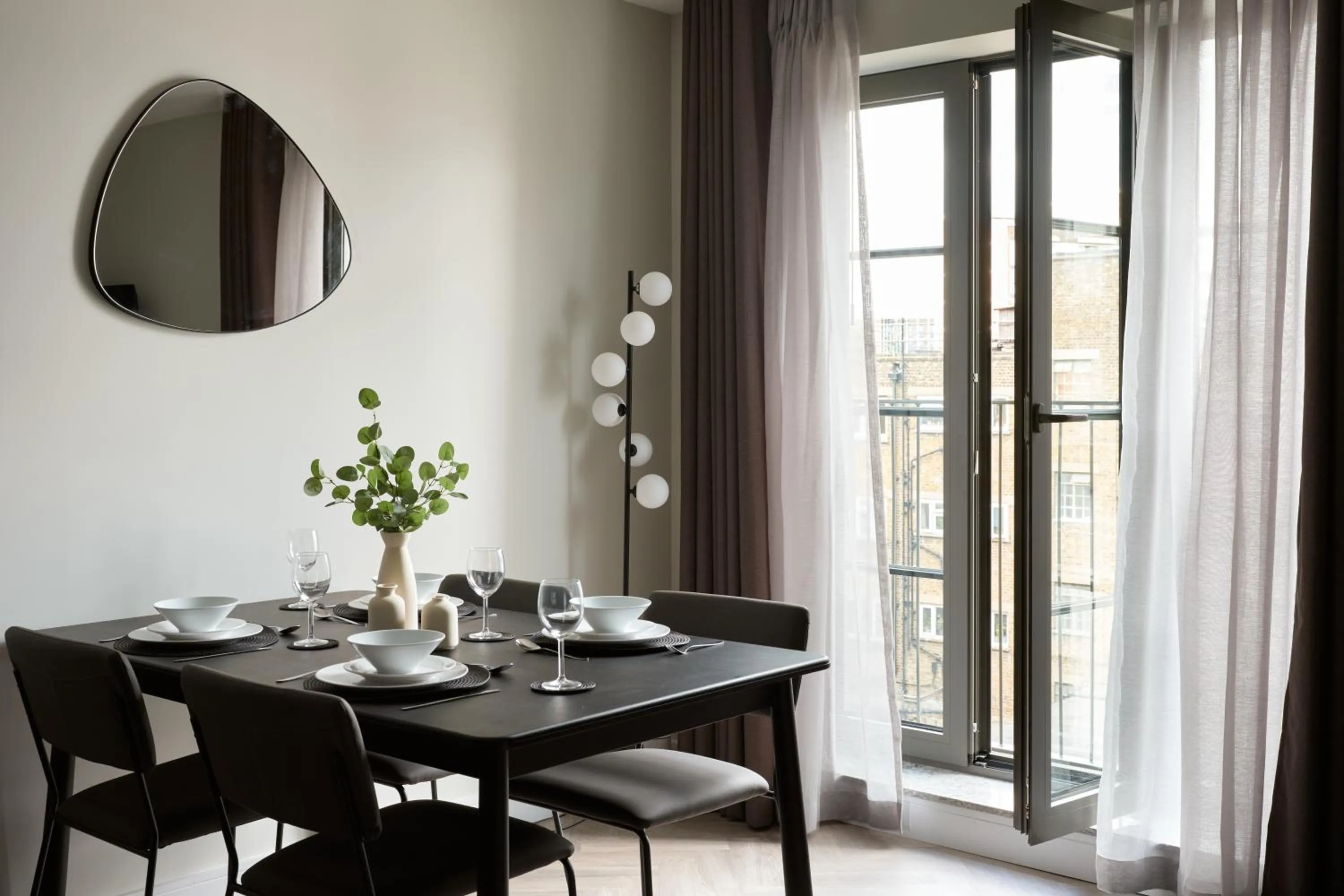 Dining area in London City East by Viridian Apartments