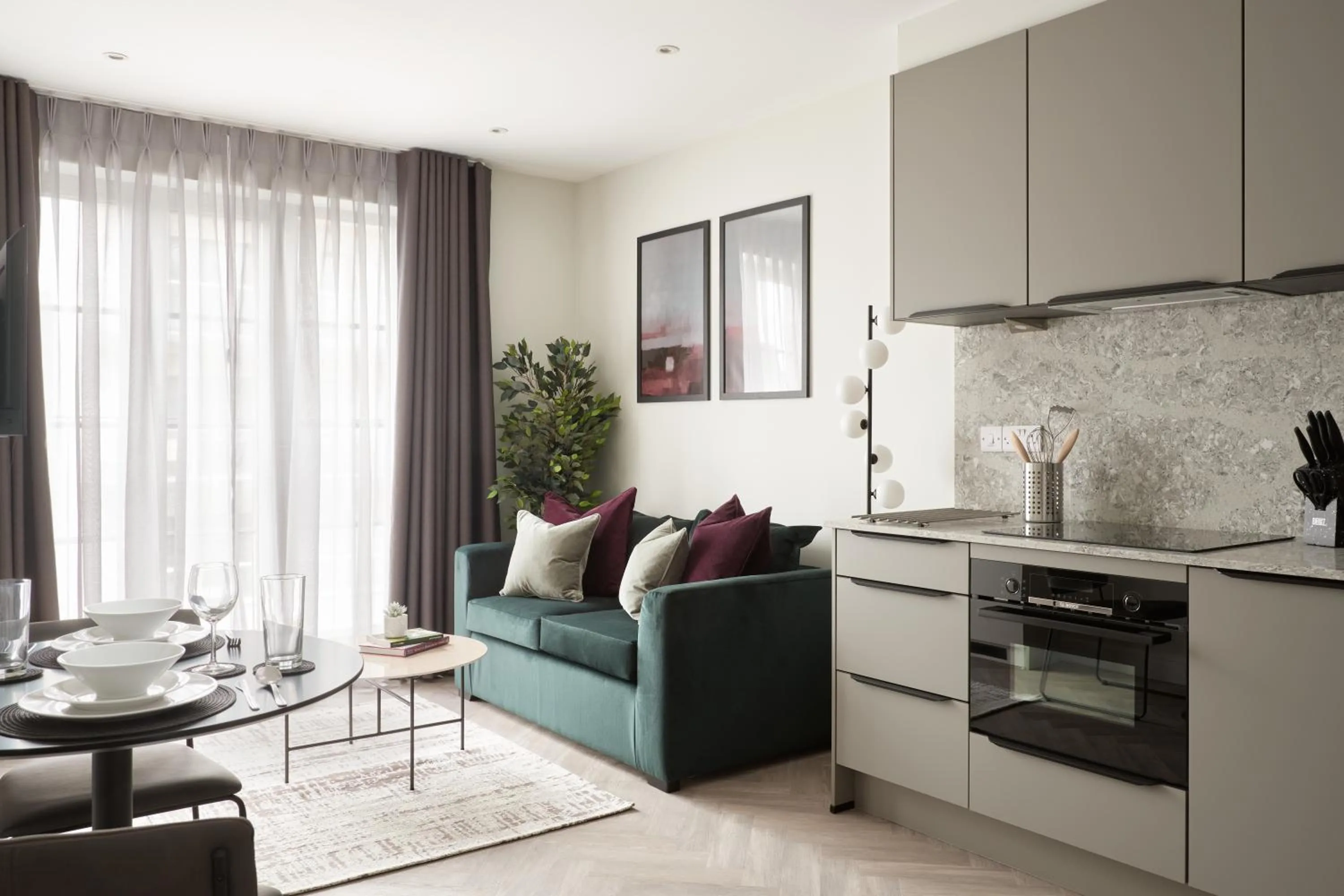 Kitchen or kitchenette in London City East by Viridian Apartments