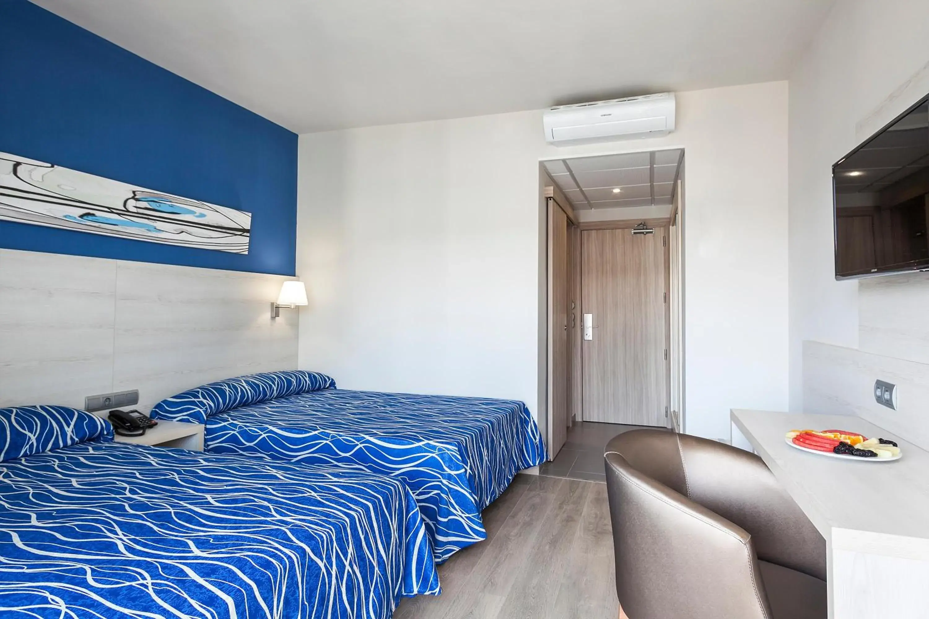 Photo of the whole room, Bed in Hotel Best Los Angeles Photo of the whole room, Bed in Hotel Best Los Angeles