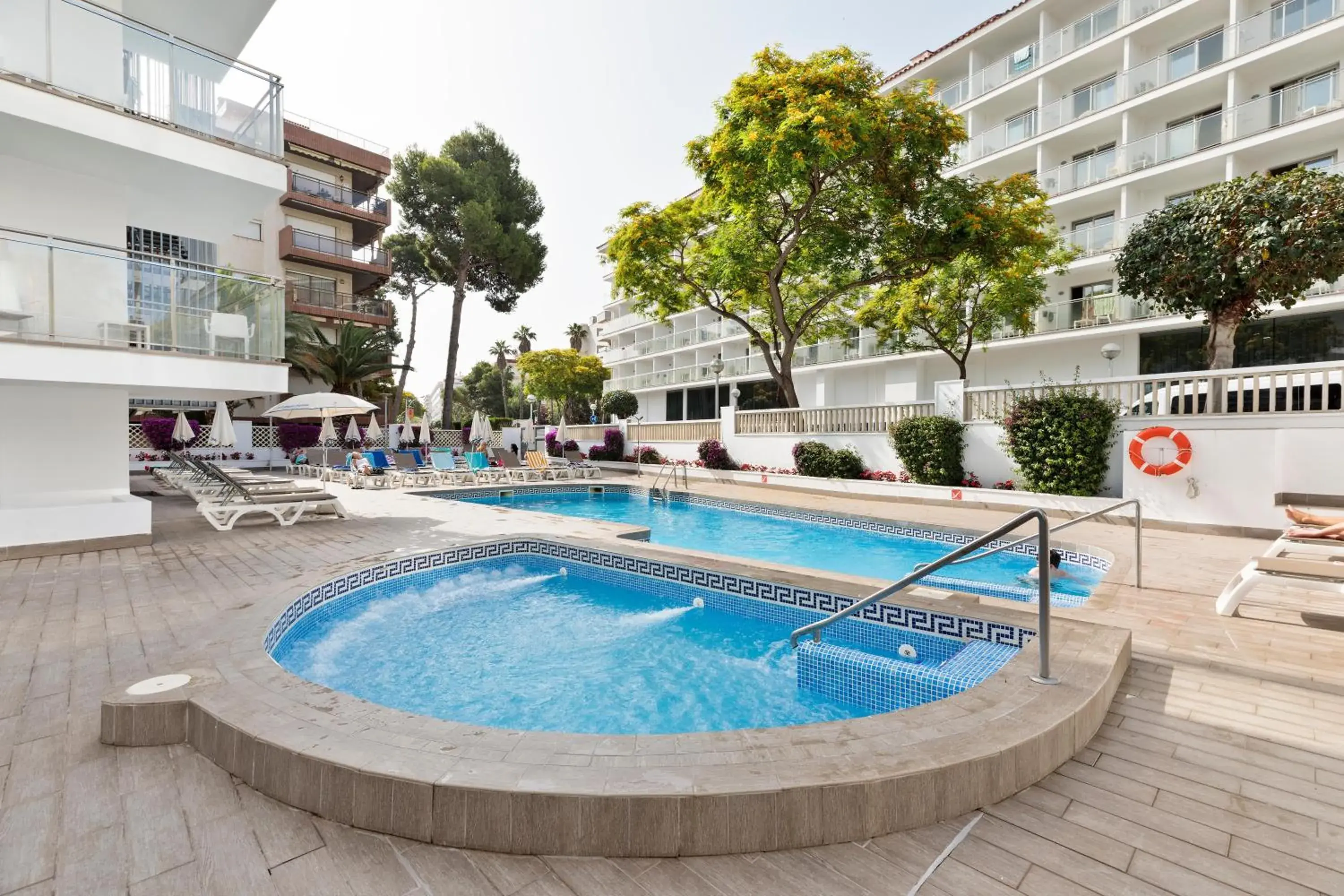 Swimming pool in Hotel Best Los Angeles Swimming pool in Hotel Best Los Angeles