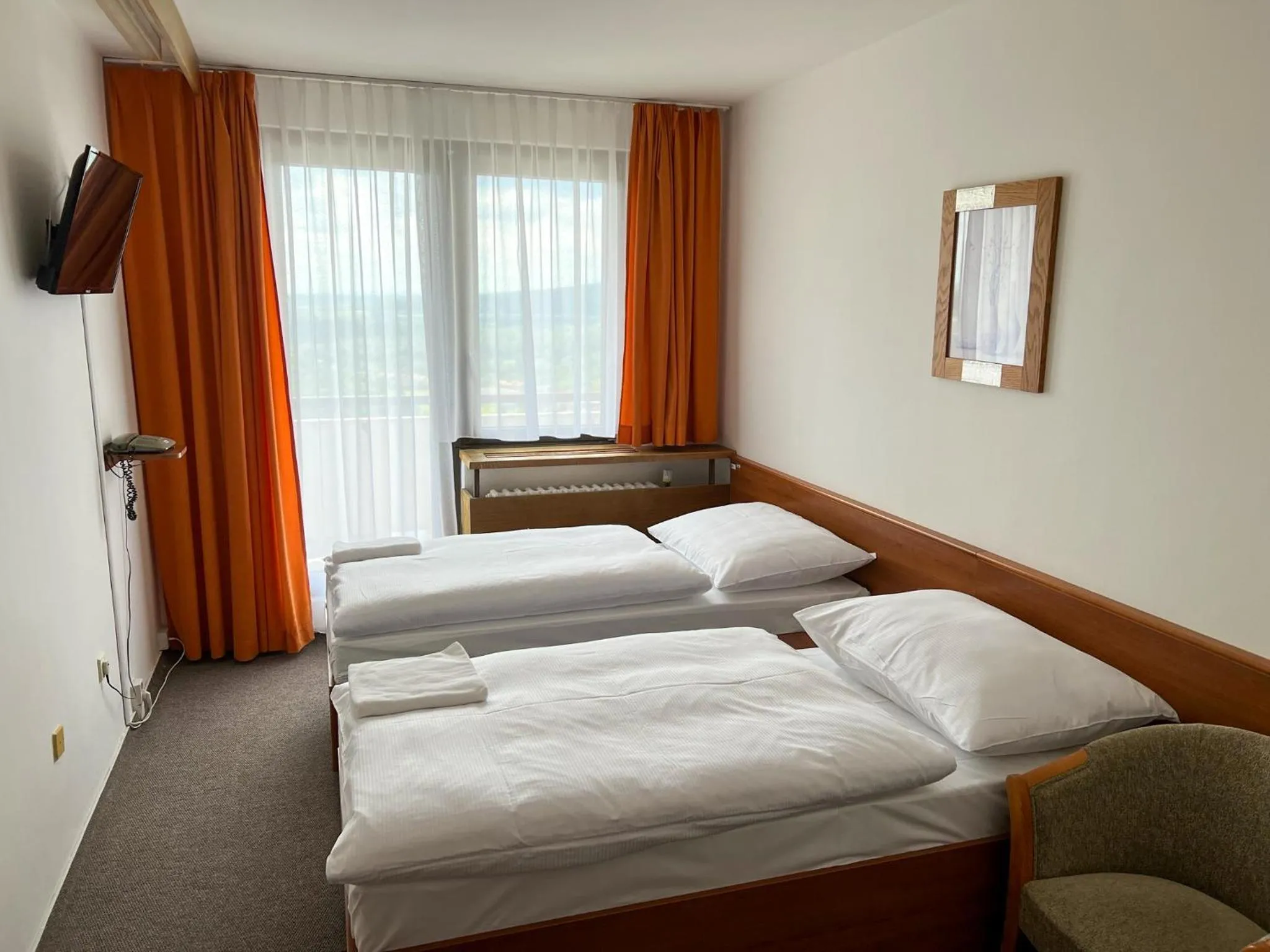 Photo of the whole room, Bed in Retro Hotel Suza