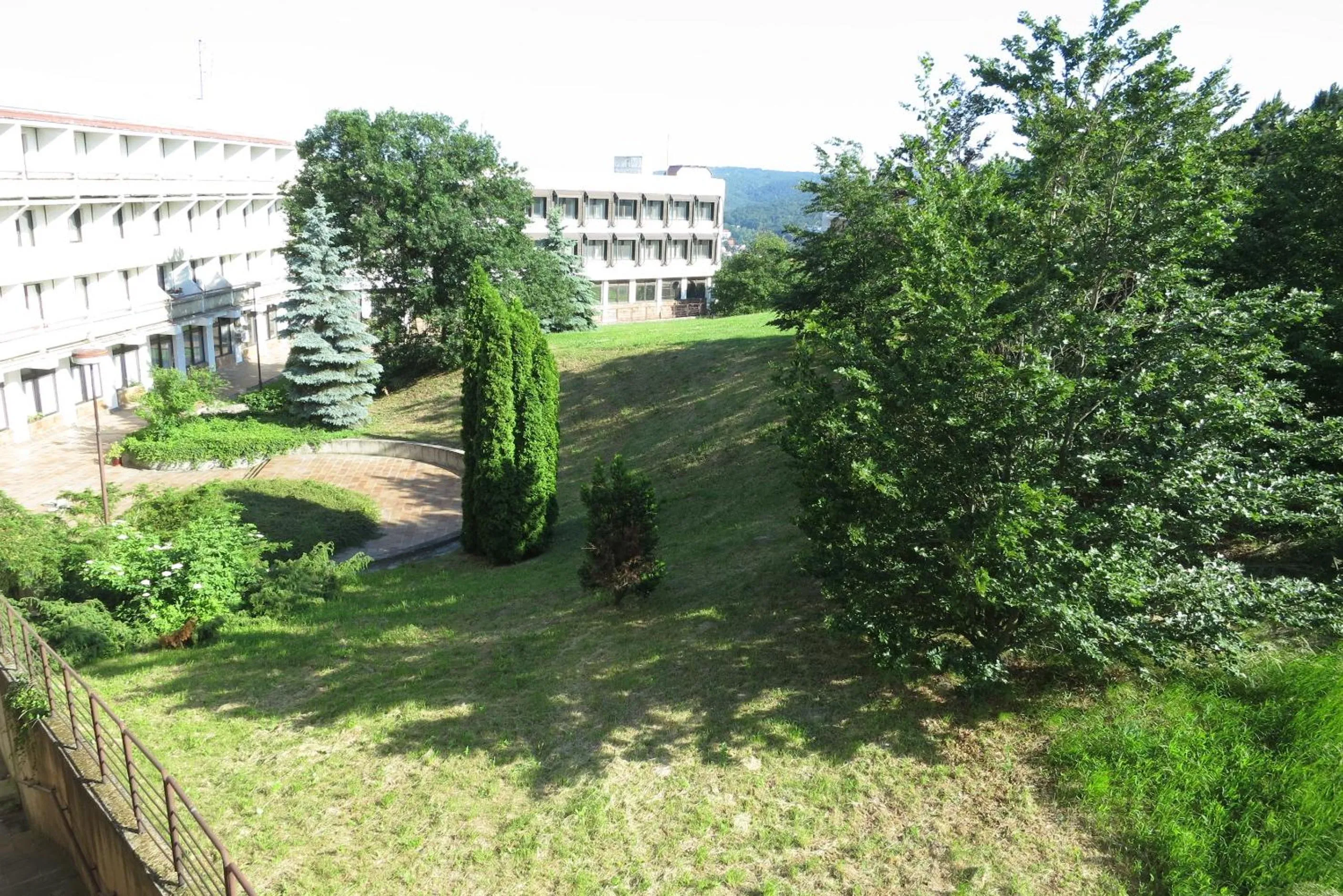 Garden view in Retro Hotel Suza
