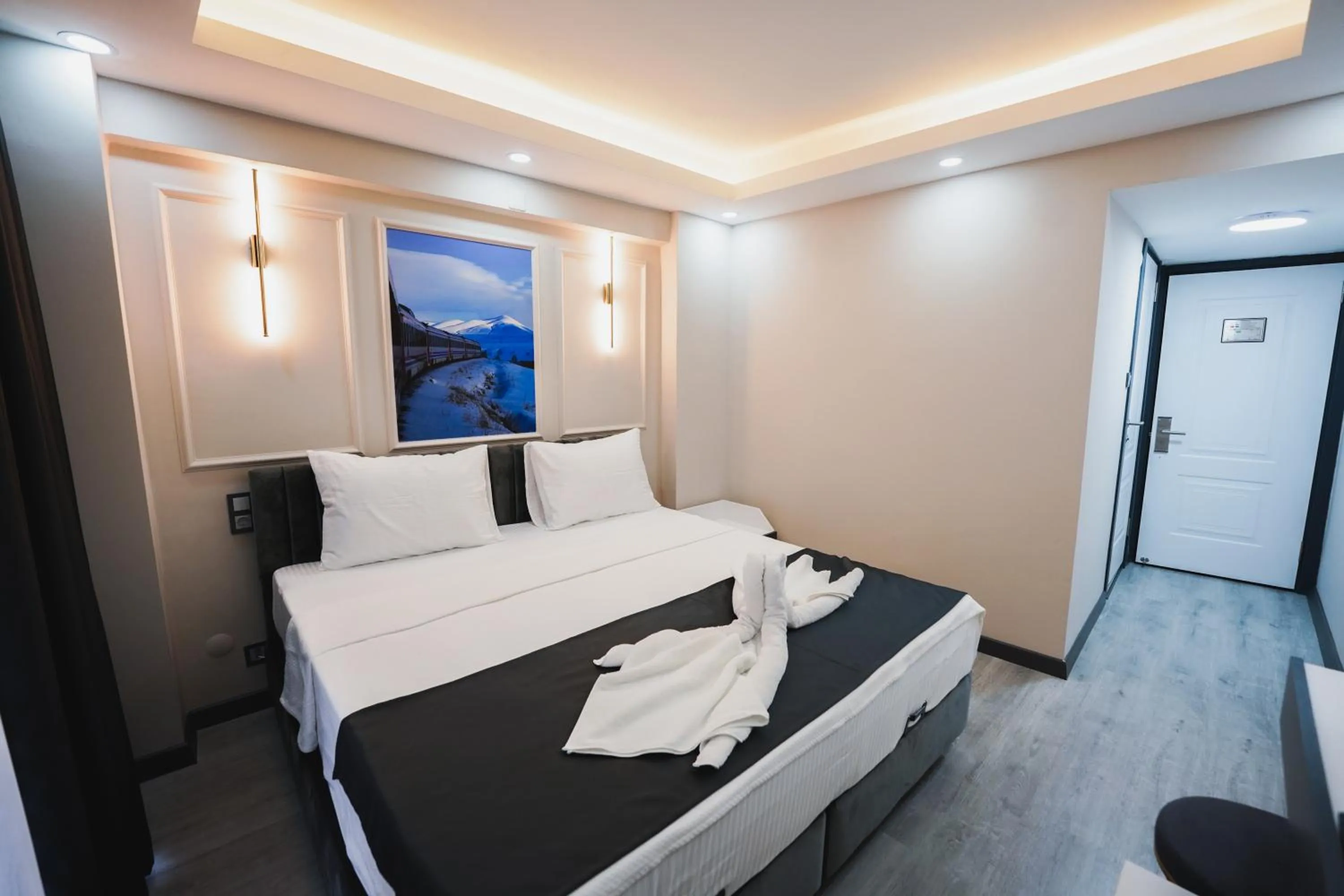 Photo of the whole room in Grand Özer Hotel