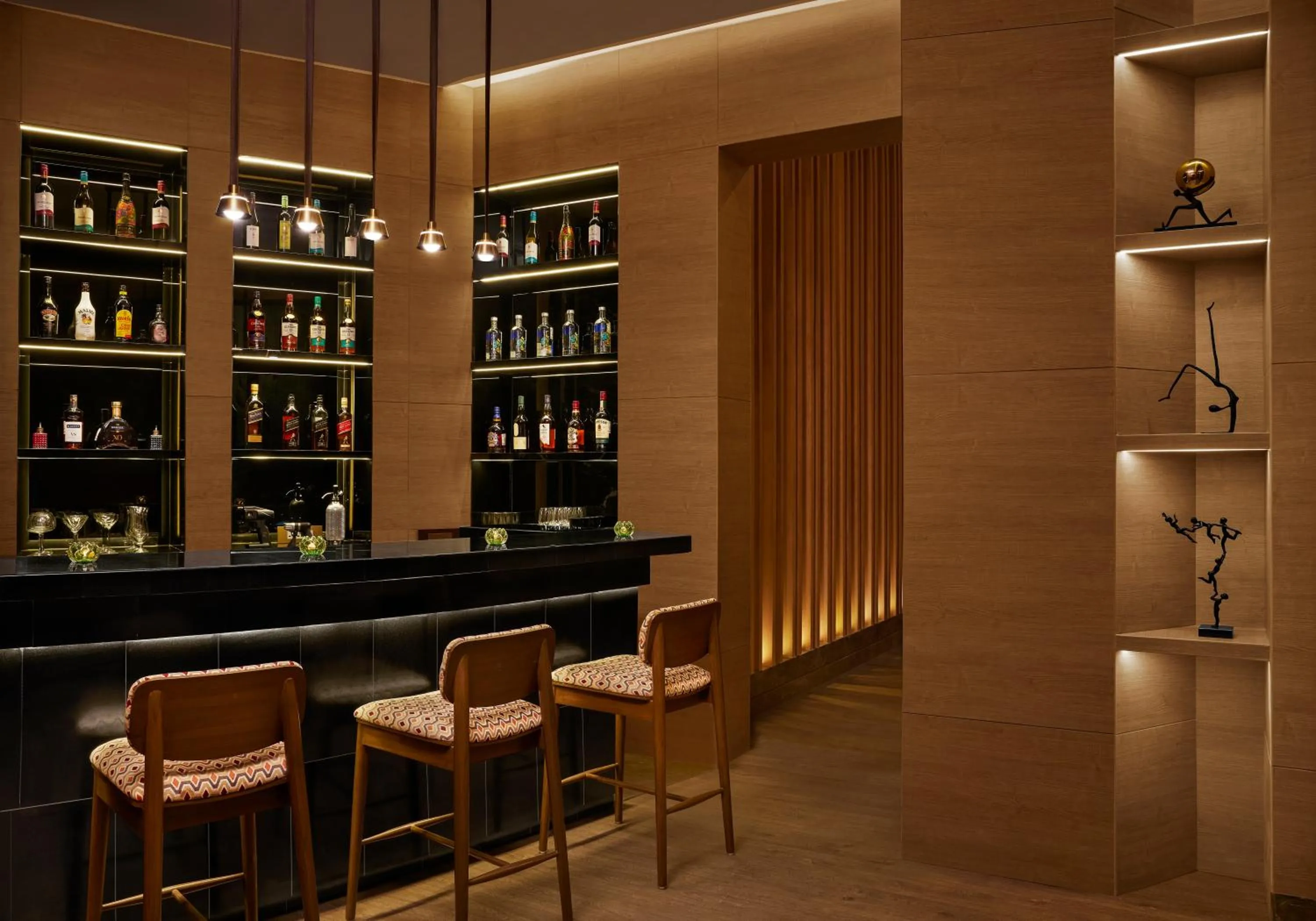 Lounge or bar in Hyatt Place Aurangabad Airport