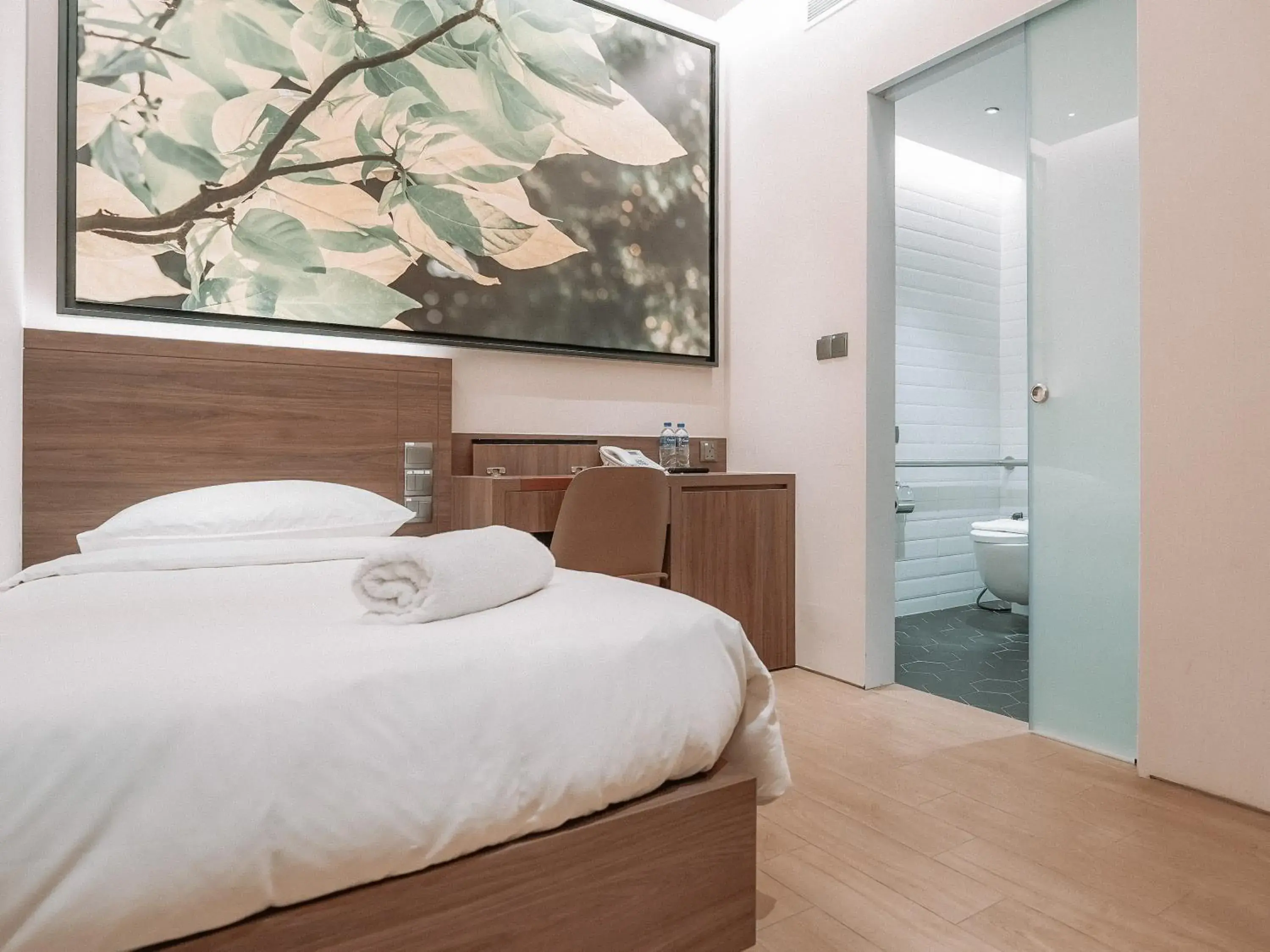 Bed in A Hotel Bugis Bed in A Hotel Bugis