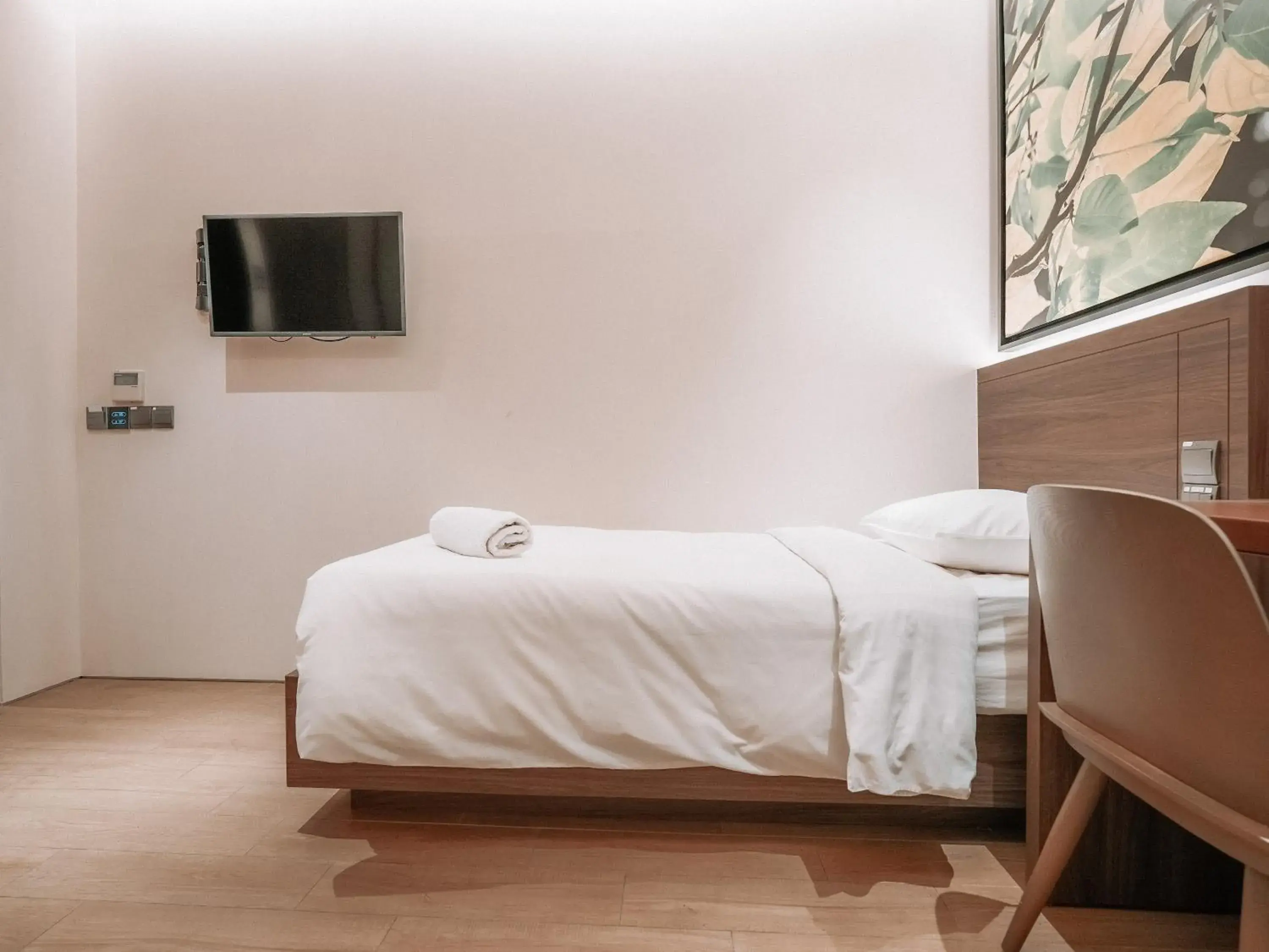 Bed in A Hotel Bugis Bed in A Hotel Bugis